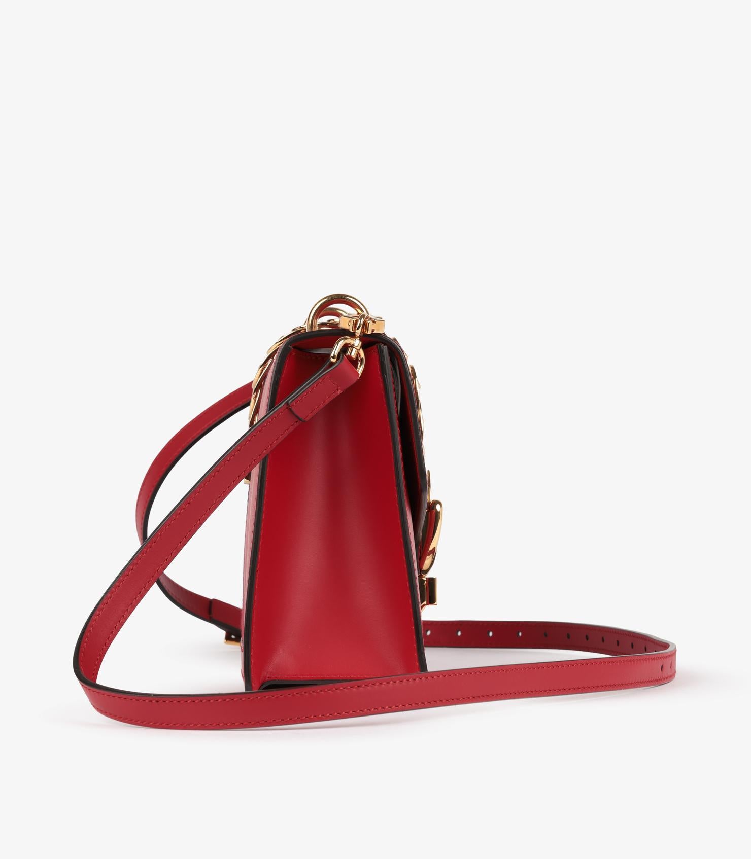 Gucci Sac à bandoulière moyen Sylvie en cuir de veau lisse rouge et toile marine Pour femmes en vente