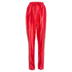 Rote gestreifte, paillettenbesetzte Satin-Jogginghose von Gucci XL