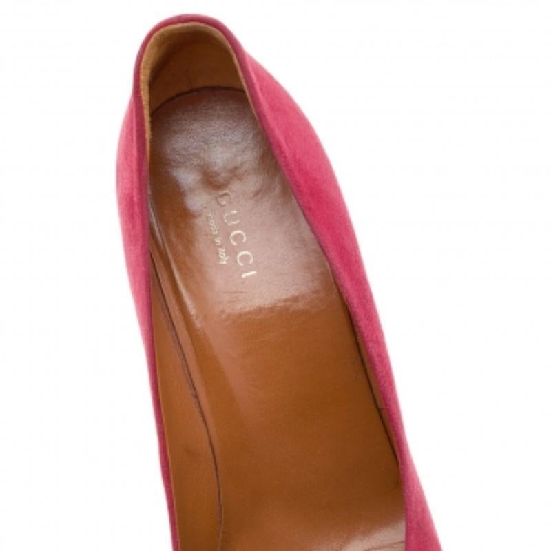 Gucci Red Suede Round Toe Platform Pumps Size 38 For Sale 1