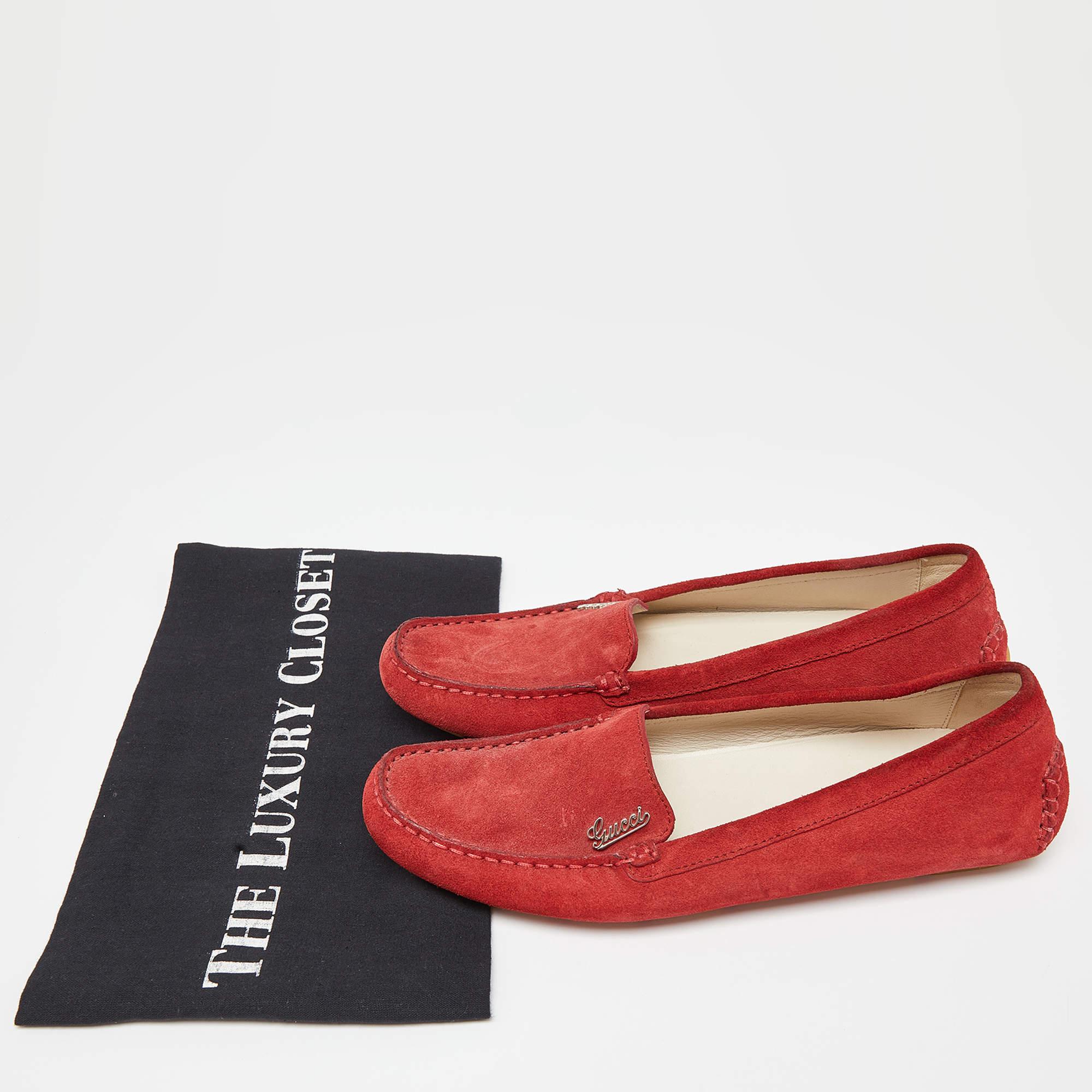 Gucci Red Suede Slip On Loafers Size 36 For Sale 4