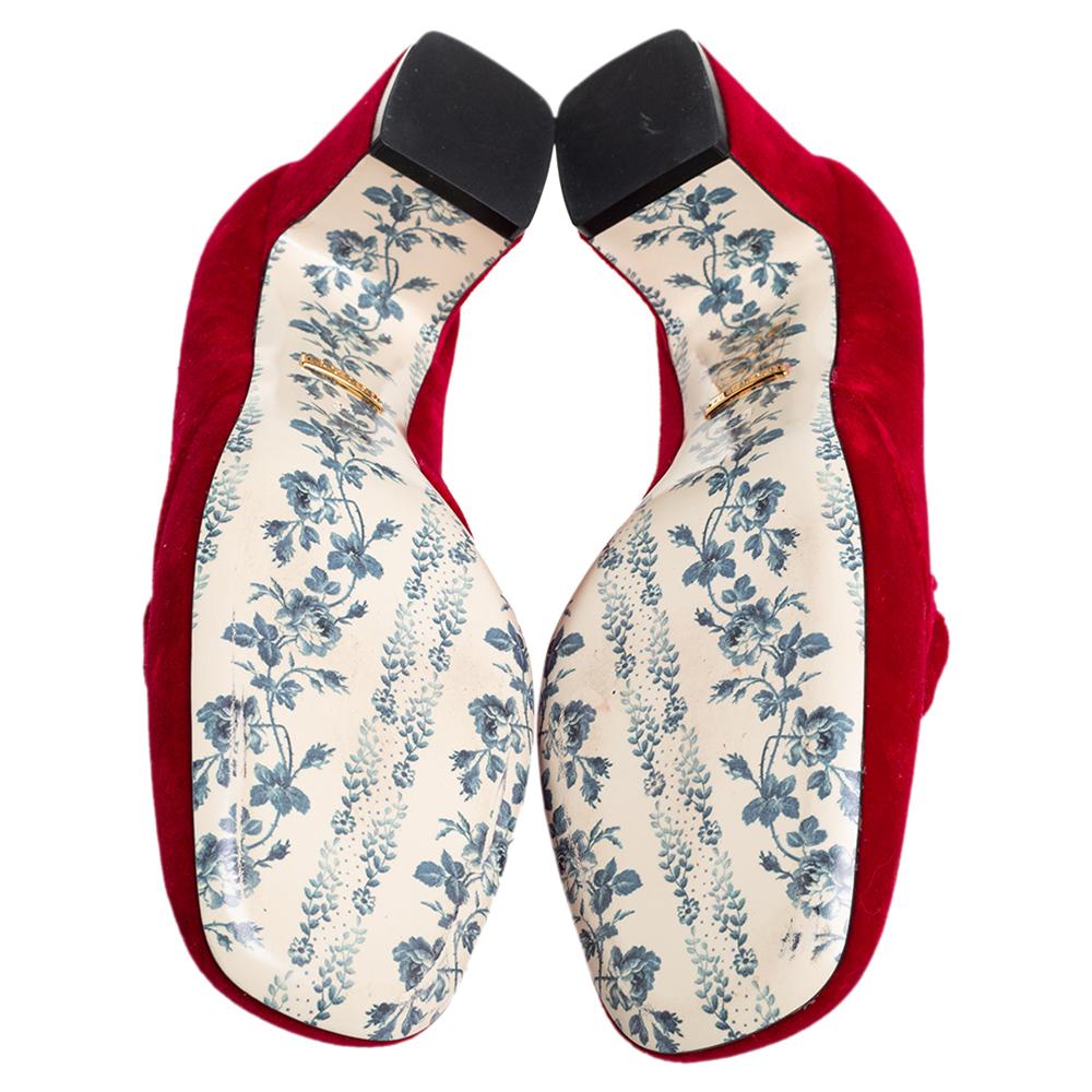 red velvet pumps