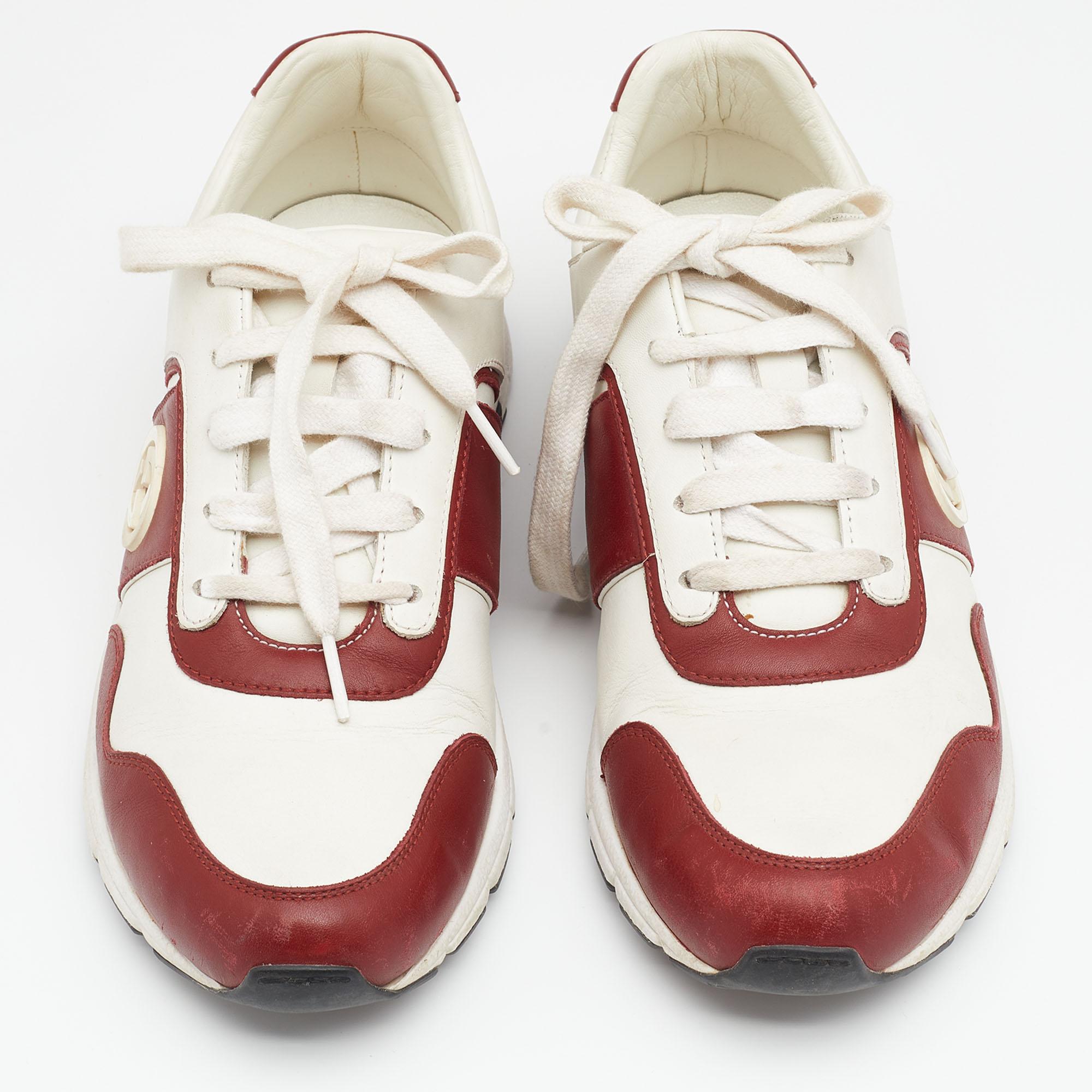 Designed into a chunky size, these Gucci sneakers are not just stylish in appeal but also comfortable to wear. Crafted from quality materials, they are designed with Interlocking G logos on the sides. Finished off with laces on the vamps, these