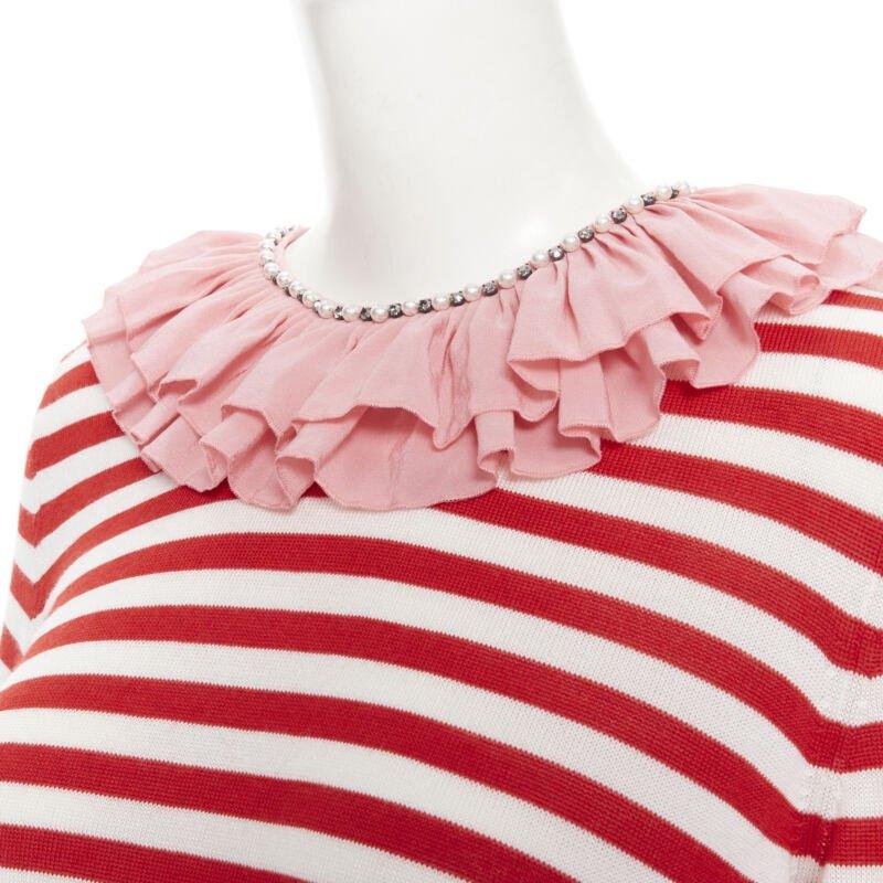 GUCCI red white stripe pink silk trimmed pearl crystal collar sweater L
Reference: TGAS/B01649
Brand: Gucci
Designer: Alessandro Michele
Model: Pink stripe satin ruffle
Material: Silk, Wool, Cashmere
Color: Red, White
Pattern: Striped
Closure:
