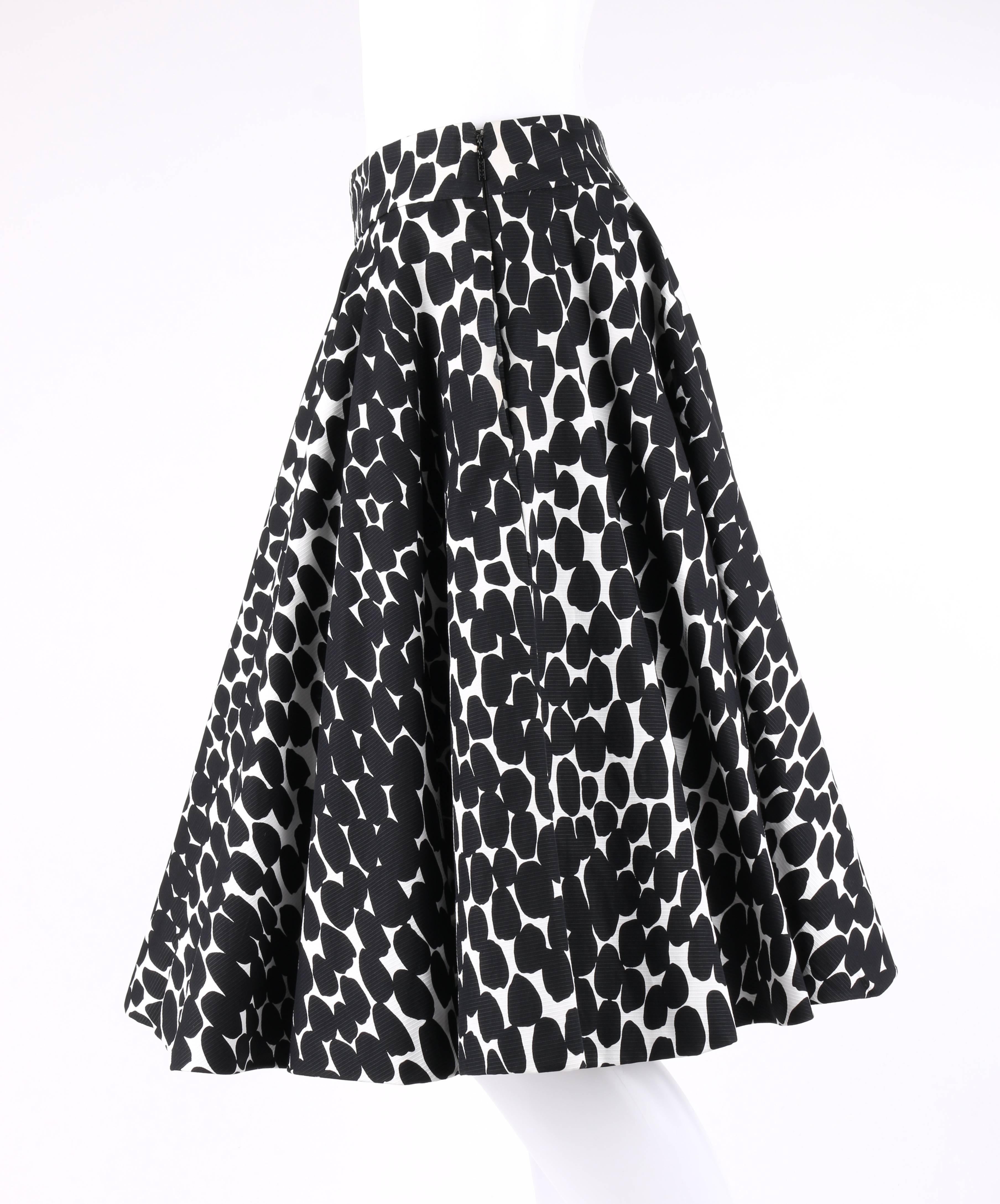 GUCCI Resort 2008 Black & White Abstract Polka Dot Knee Length Circle Skirt 2