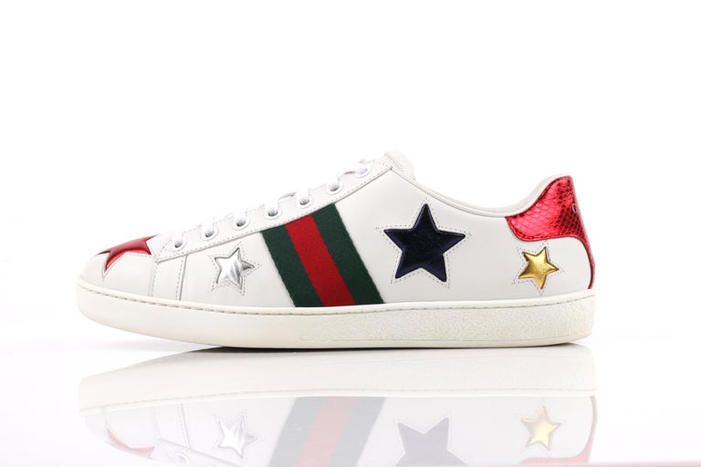 GUCCI Resort 2017 "Ace" White Leather Metallic Star Low-Top Sneakers at  1stDibs | gucci ace star sneakers, gucci shoes star, gucci sneakers stars