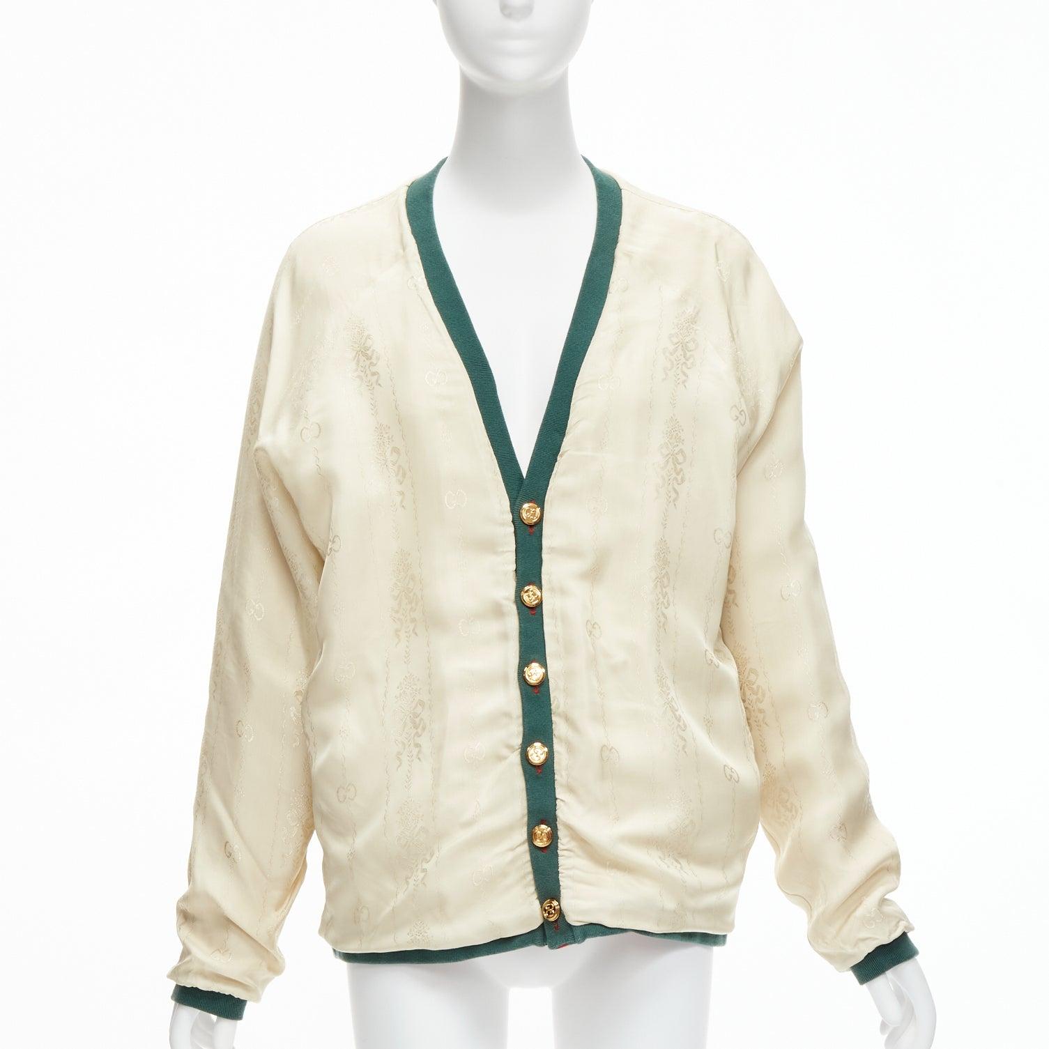 GUCCI Reversible green red web gold GG button oversized cardigan S
Reference: TGAS/D00534
Brand: Gucci
Designer: Alessandro Michele
Material: Cotton, Viscose
Color: Cream, Multicolour
Pattern: Monogram
Closure: Button
Lining: Cream Fabric
Extra