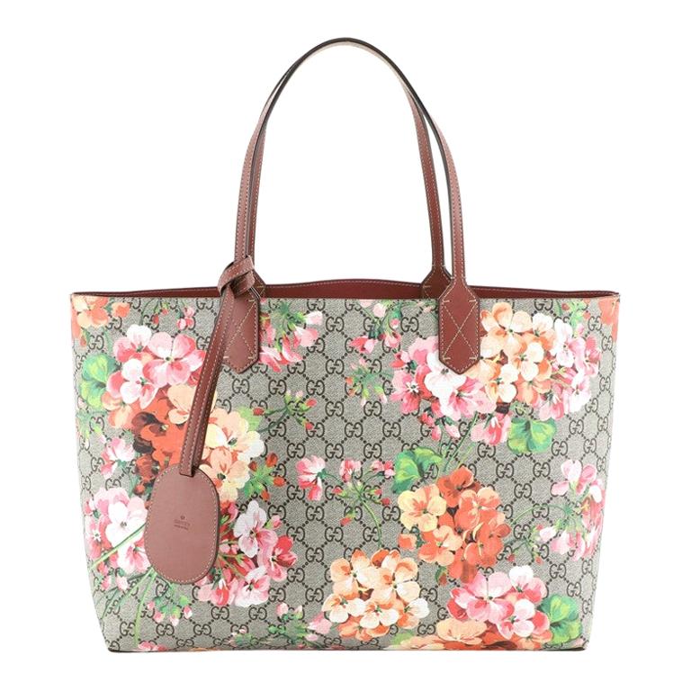 Gucci Reversible Gg Blooms Leather Tote in Pink