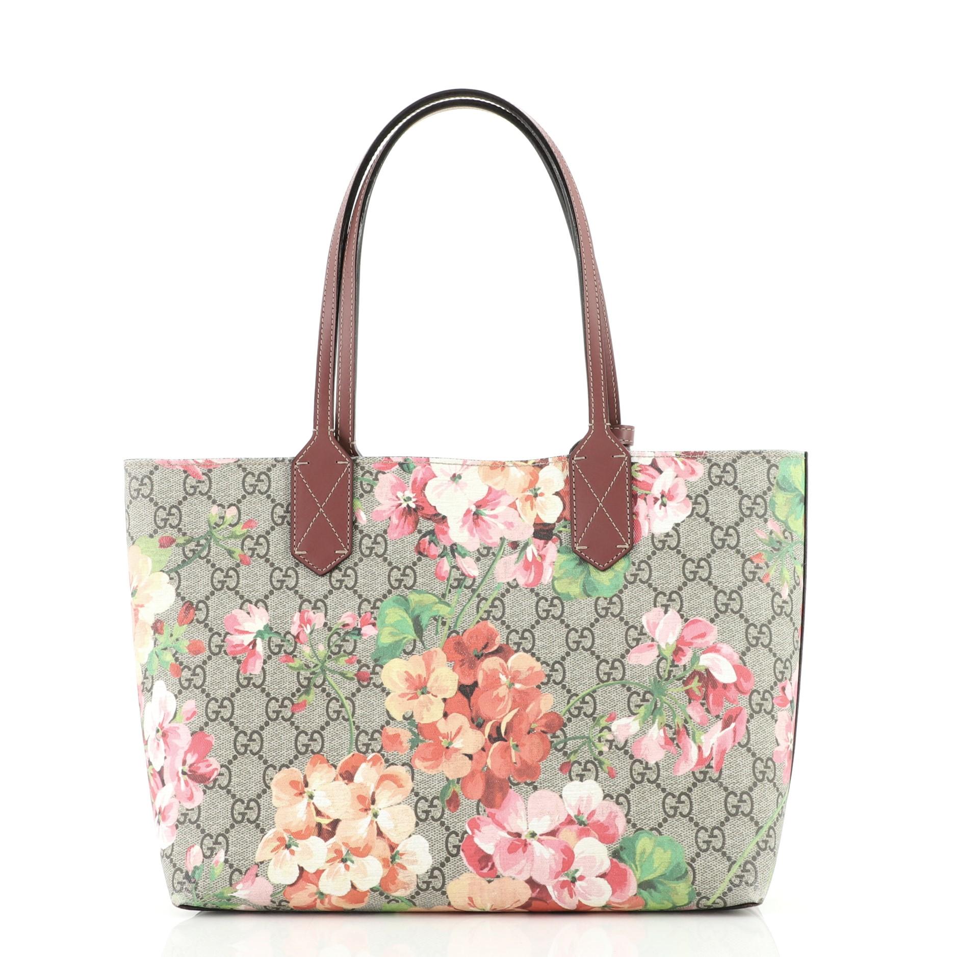 Gucci Wendbare Tote Blooms GG Druck Leder Klein im Zustand „Relativ gut“ in NY, NY