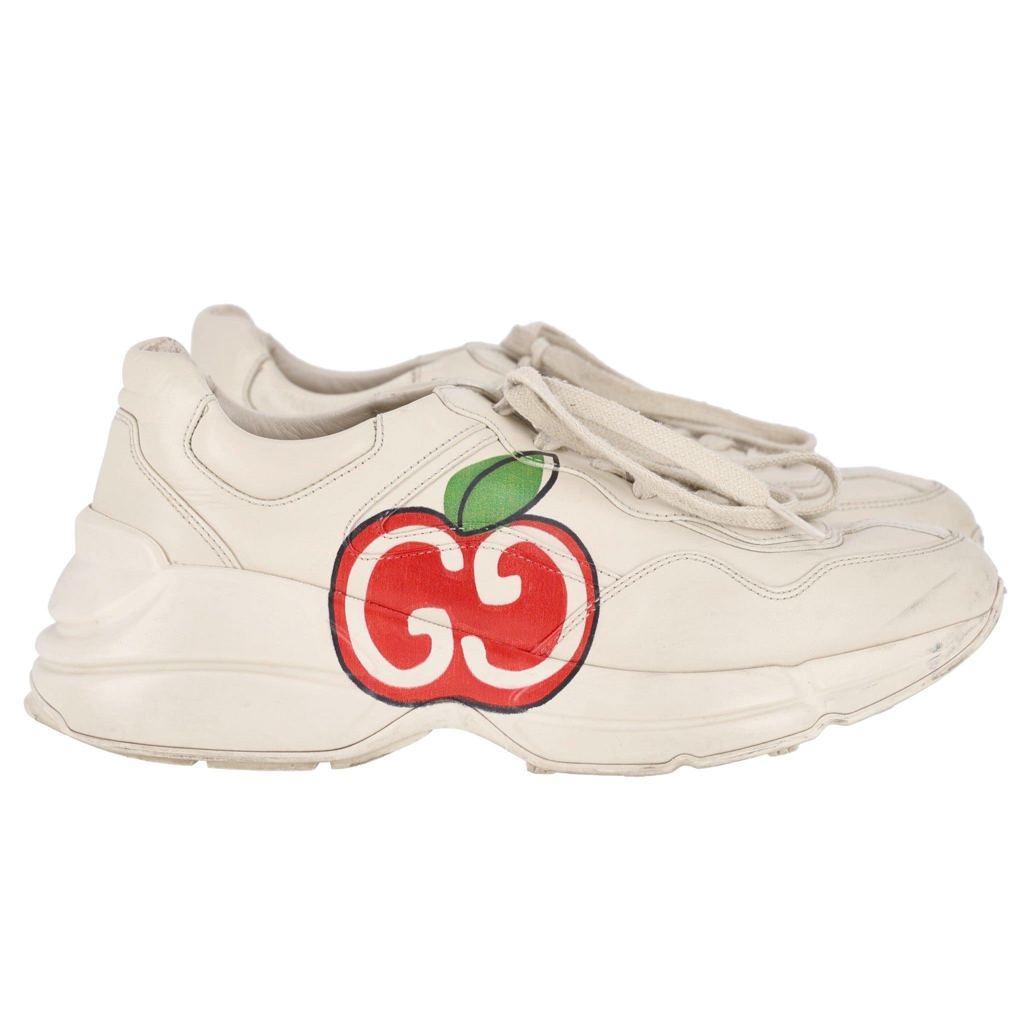 Beige Scarpe da ginnastica in pelle Gucci Rhyton Apple in vendita