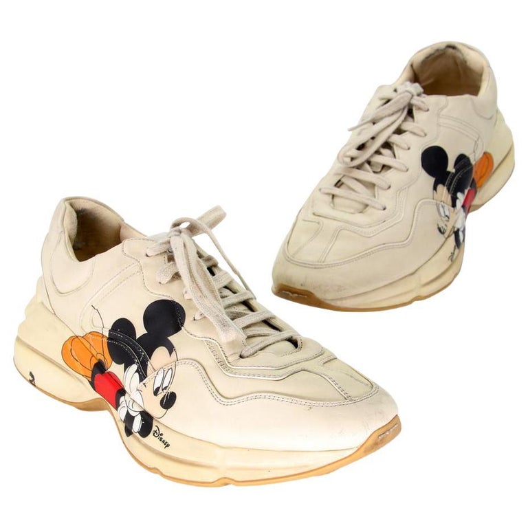 Gucci Rhyton - Baskets fathers en cuir avec logo Mickey 44 GG-0703N-0008 En  vente sur 1stDibs