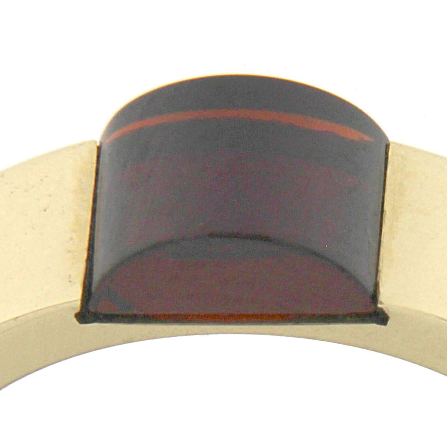 Gucci Ring 18 Karat Yellow Gold and Carnelian Stone In New Condition In Milano, Lombardia
