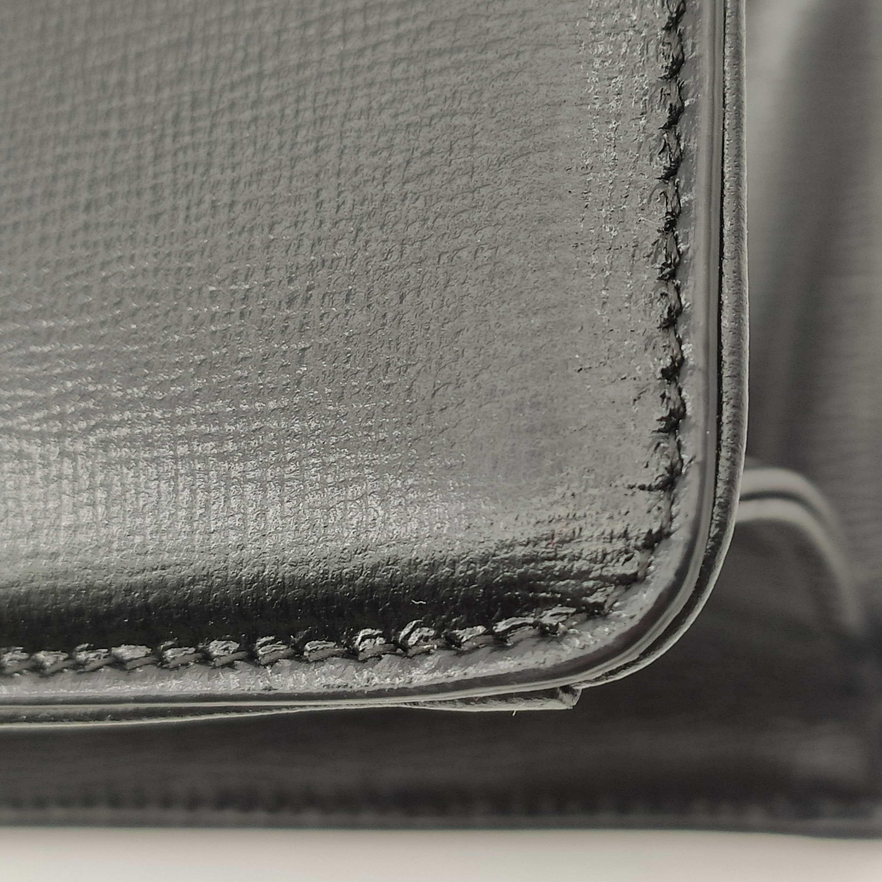 GUCCI Ring Shoulder bag in Black Leather 6