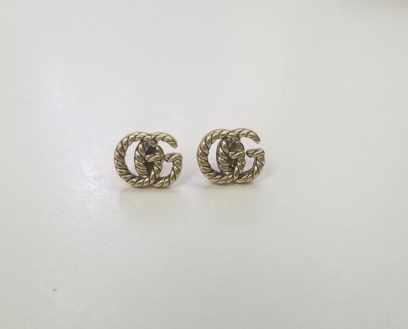 gucci logo stud earrings