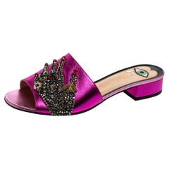 Gucci Rose Leather Crystal Embellished Slide Sandals Size 37.5