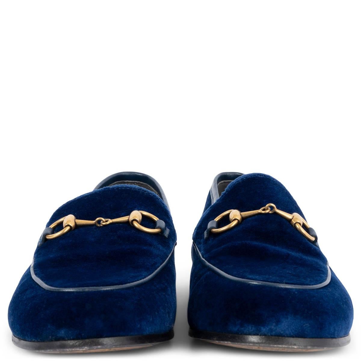 100% authentic Gucci Jordaan Horsebit loafers in blue velvet with navy blue leather trim. Have been worn and are in excellent condition. 

Measurements
Imprinted Size	37.5
Shoe Size	37.5
Inside Sole	24.5cm (9.6in)
Width	7.5cm (2.9in)
Heel	1.5cm