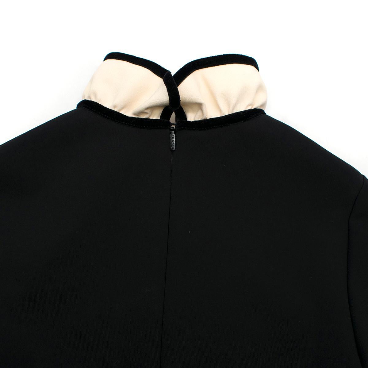 Gucci ruffle-bib black Mini Dress US 6 In New Condition For Sale In London, GB