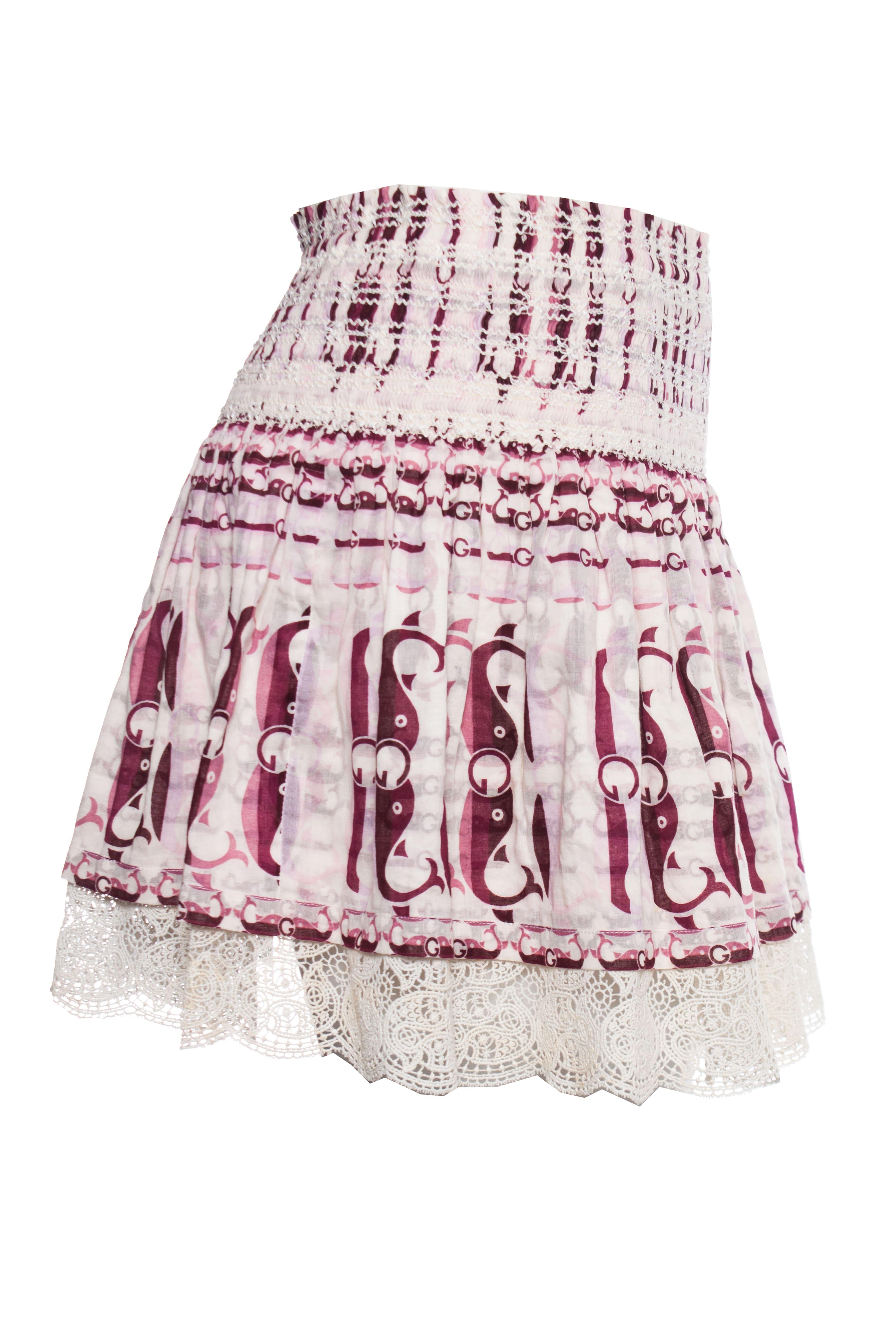 Beige Gucci, ruffle skirt with wale print. For Sale