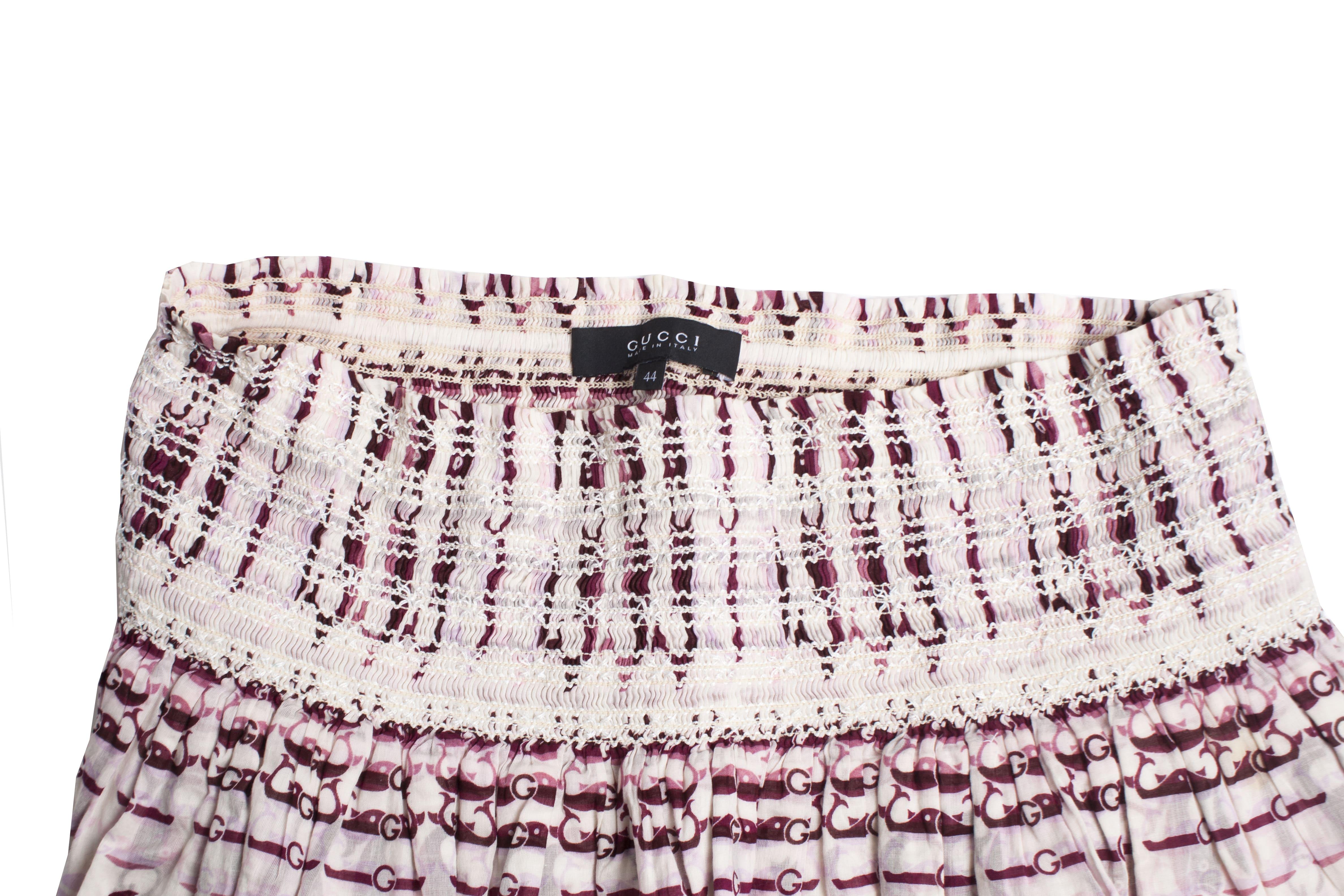Women's Gucci, ruffle skirt with wale print. For Sale
