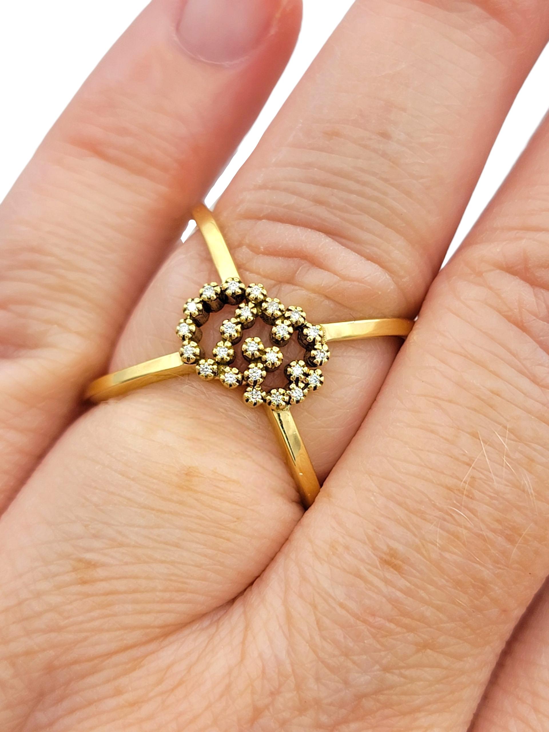 Anello a fascia con diamanti incrociati GG di Gucci in oro giallo 18 carati lucido in vendita 1
