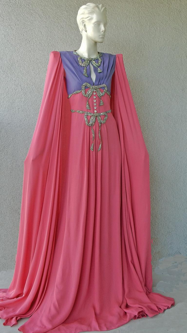 Gucci Runway Fairy Tale Embellished Dress Gown In New Condition In Los Angeles, CA