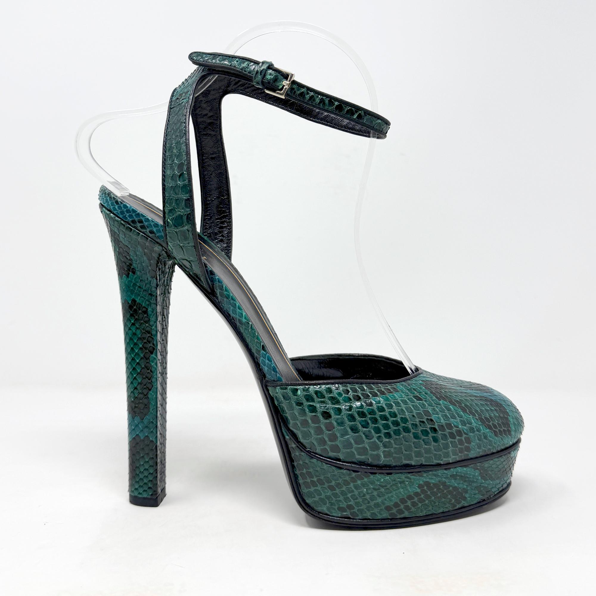 Gucci Runway Fw 2011 Green Python Platform Heels … - image 4