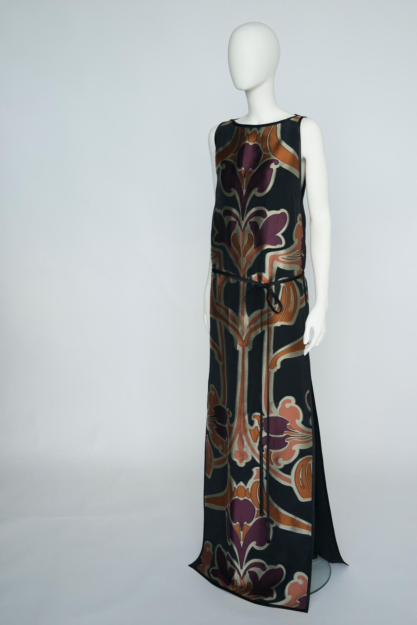 Robe tunique de soirée Gucci Runway en damas de soie, printemps-été 2014 en vente 3