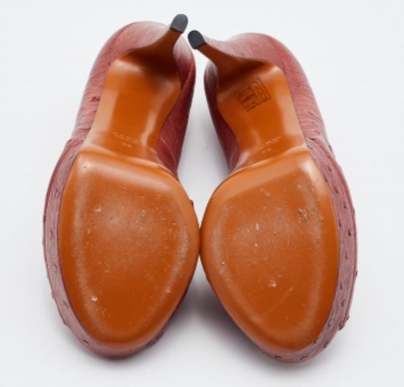 Gucci Rust Ostrich Betty T-Strap Platform Pumps Size 38 For Sale 1