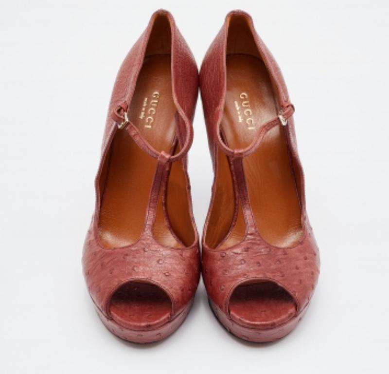 Gucci Rust Ostrich Betty T-Strap Platform Pumps Size 38 For Sale 3