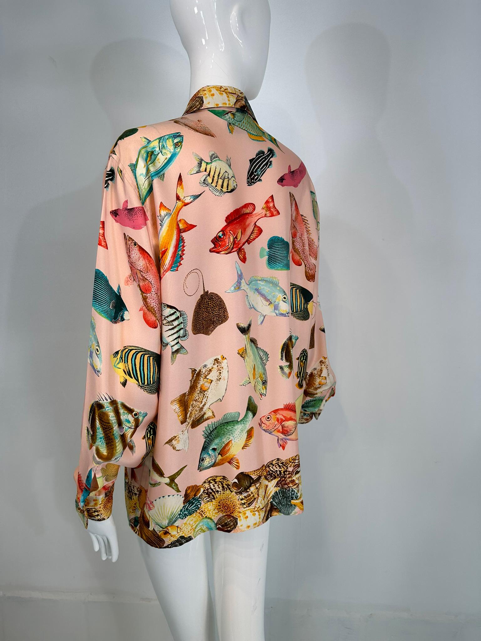 Gucci S/S 1992 Runway Pink Silk Twill Fish & Sea Shells Oversize Shirt/Tunic 42 For Sale 6