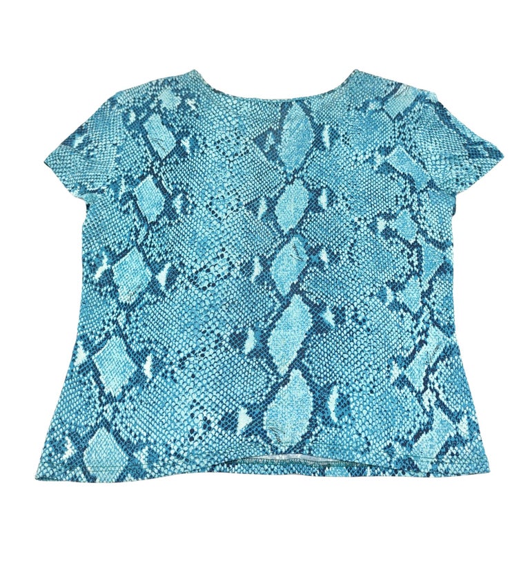 Tshirt Gucci P/E 2000 con stampa pitone e pelle di serpente blu in