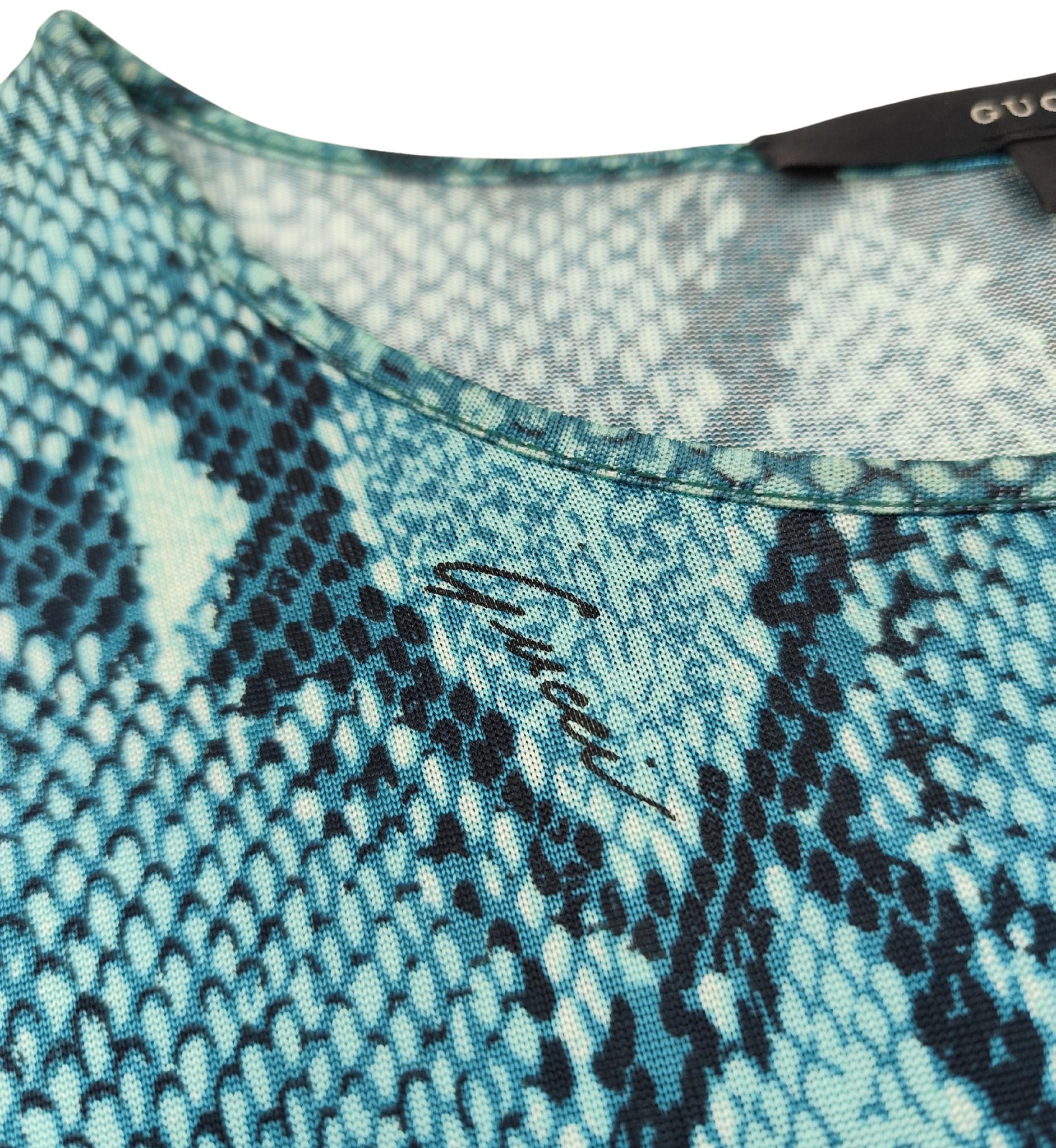 Gucci S/S 2000 blue snakeskin python print t-shirt For Sale 4