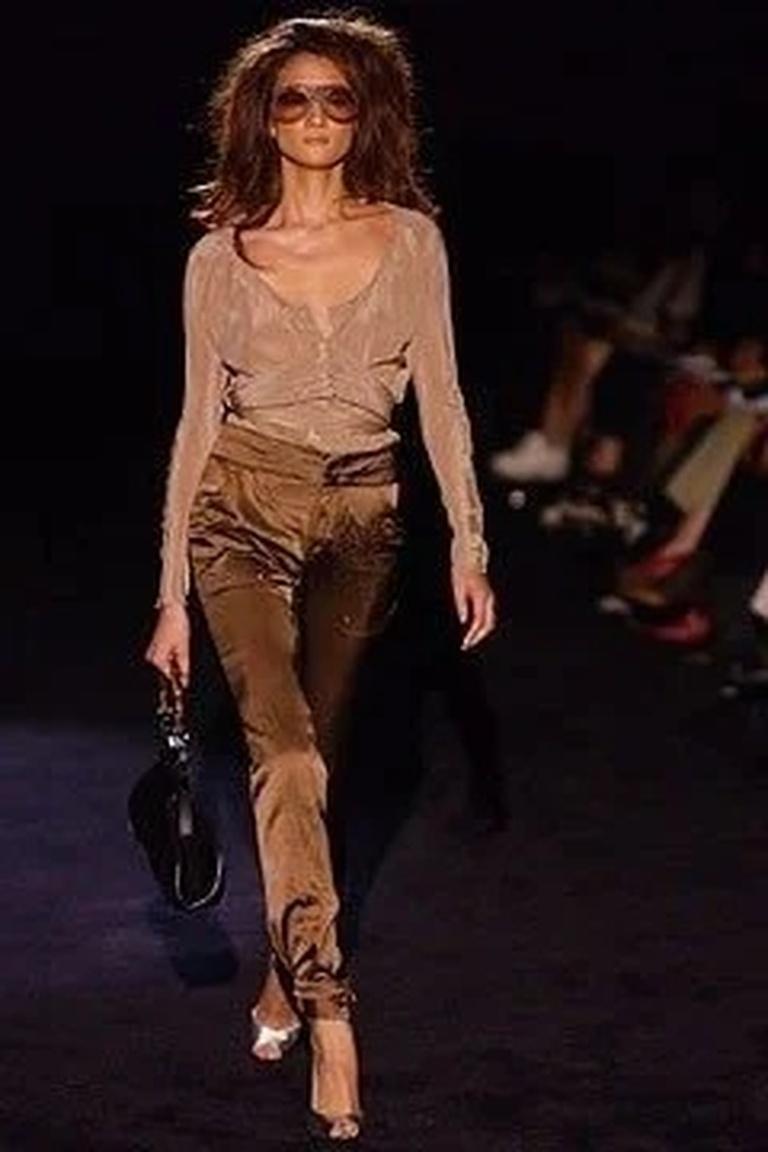 Gucci Camicia in seta a portafoglio P/E 2003 In condizioni buone in vendita a Athina, GR