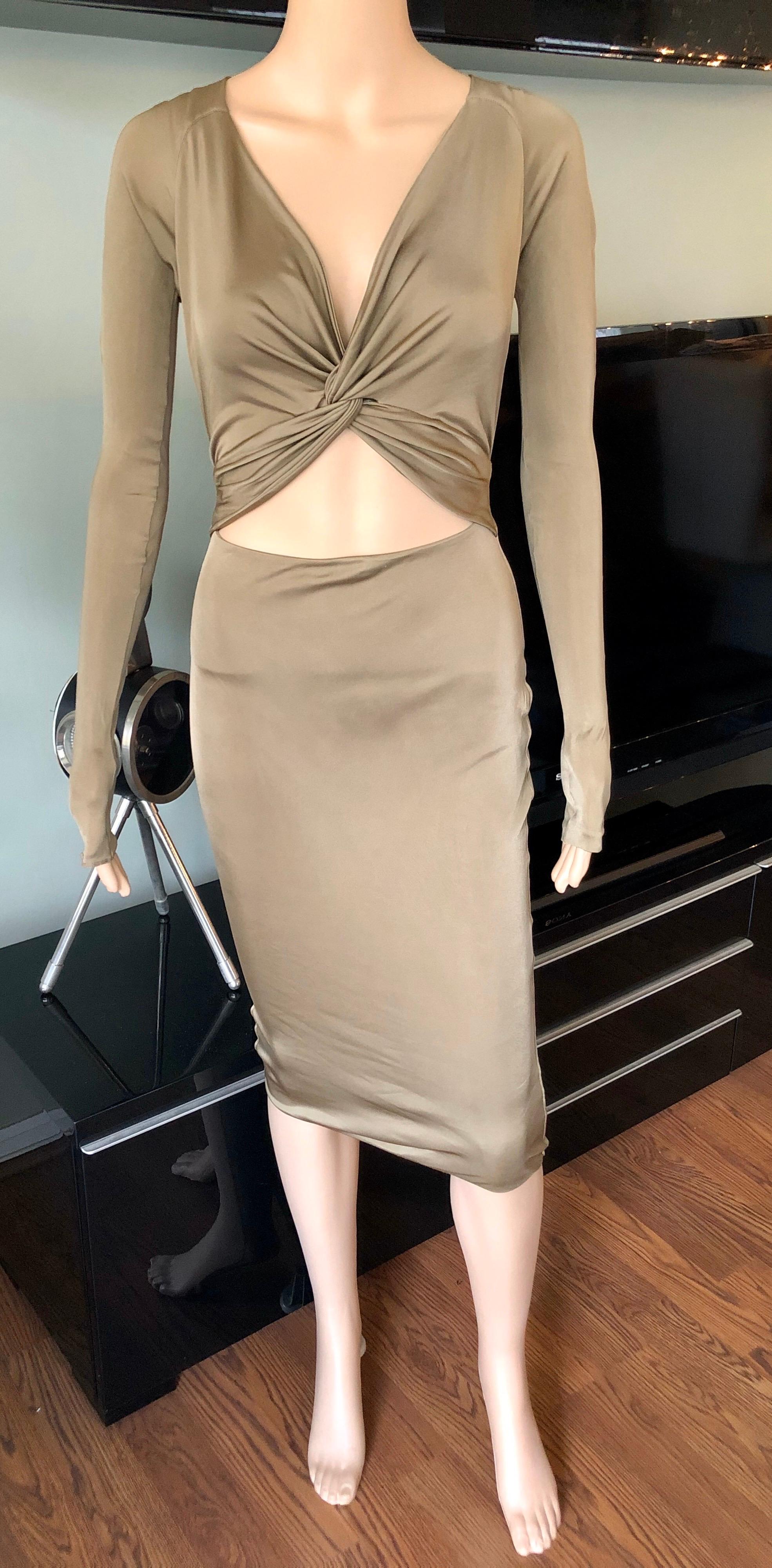 Women's or Men's Gucci S/S 2005 Tom Ford Plunging Cutout Backless Bodycon Dress