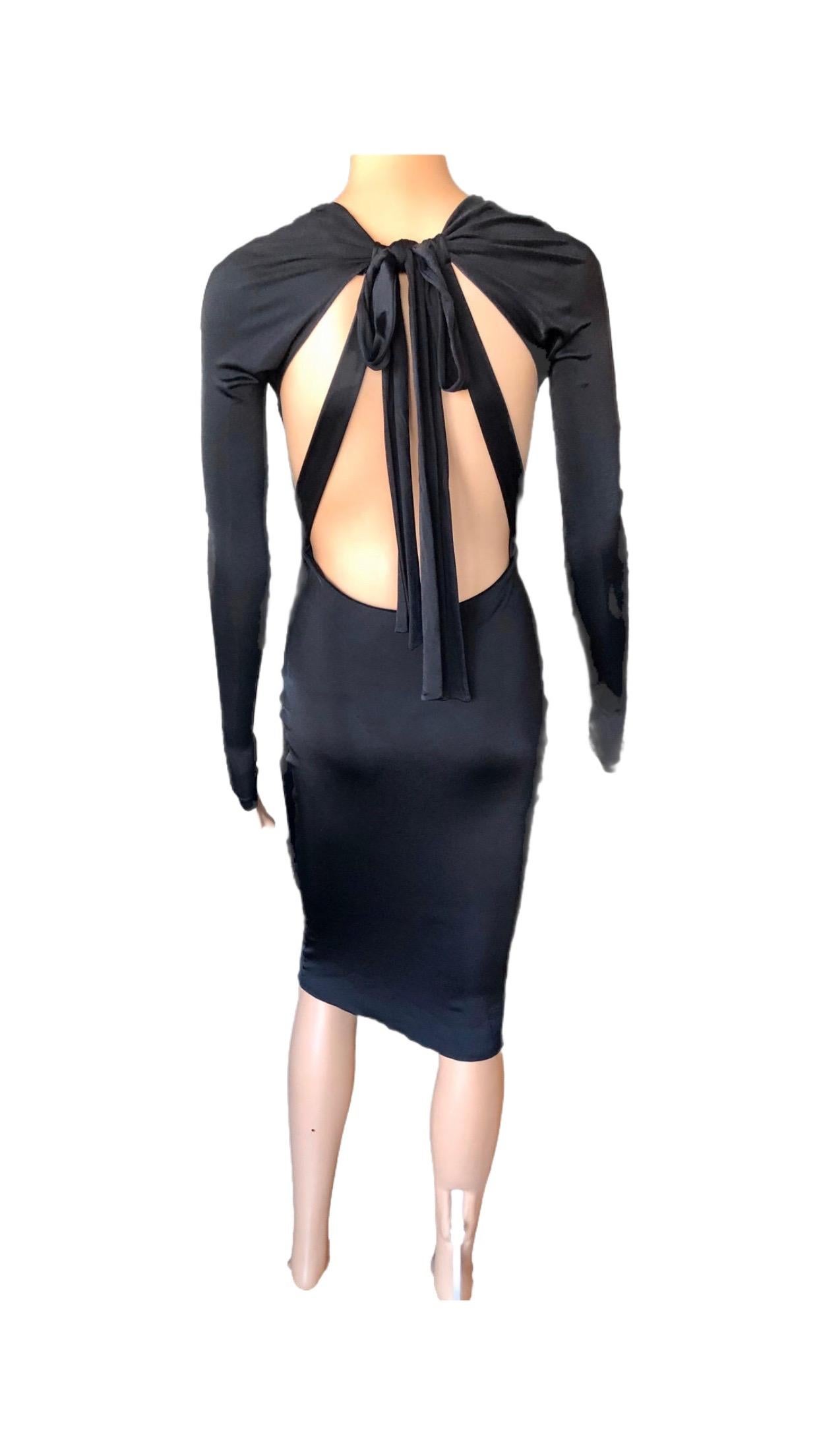 Gucci S/S 2005 Tom Ford Plunging Cutout Backless Bodycon Black Dress For Sale 11