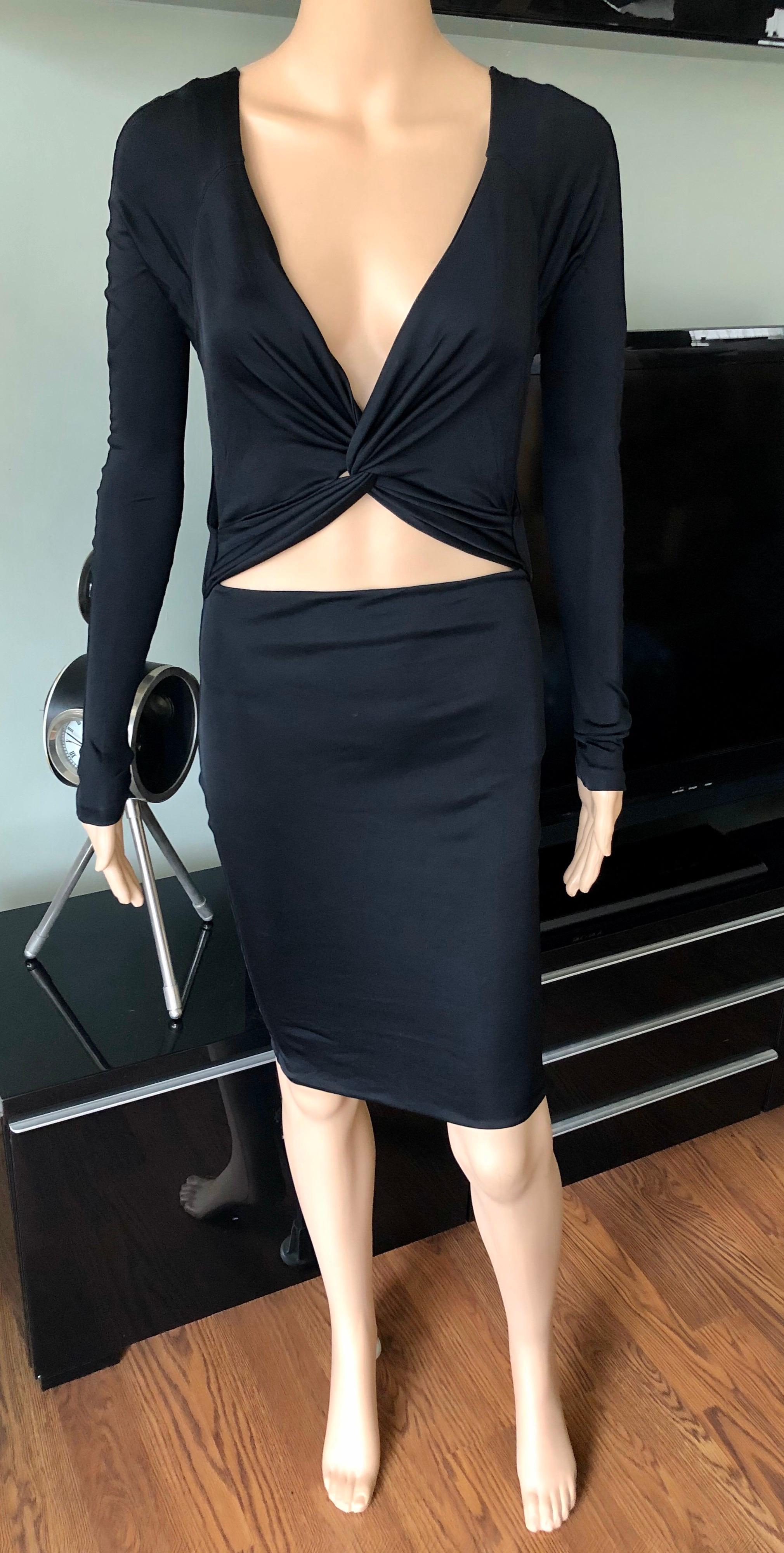 Gucci S/S 2005 Tom Ford Tief ausgeschnittenes rückenfreies Bodycon-Kleid in Schwarz für Damen oder Herren im Angebot