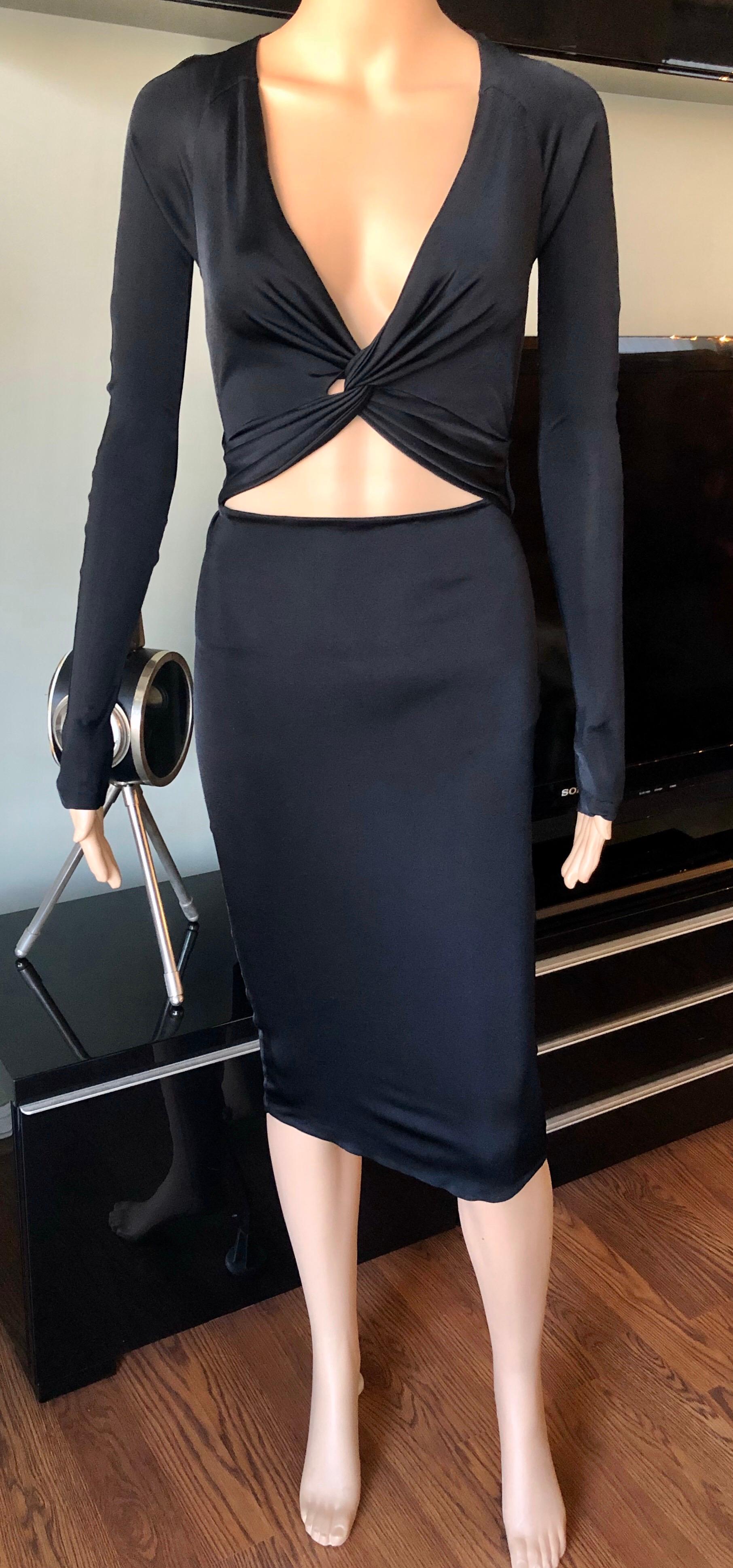 Gucci S/S 2005 Tom Ford Plunging Cutout Backless Bodycon Black Dress Unisexe en vente