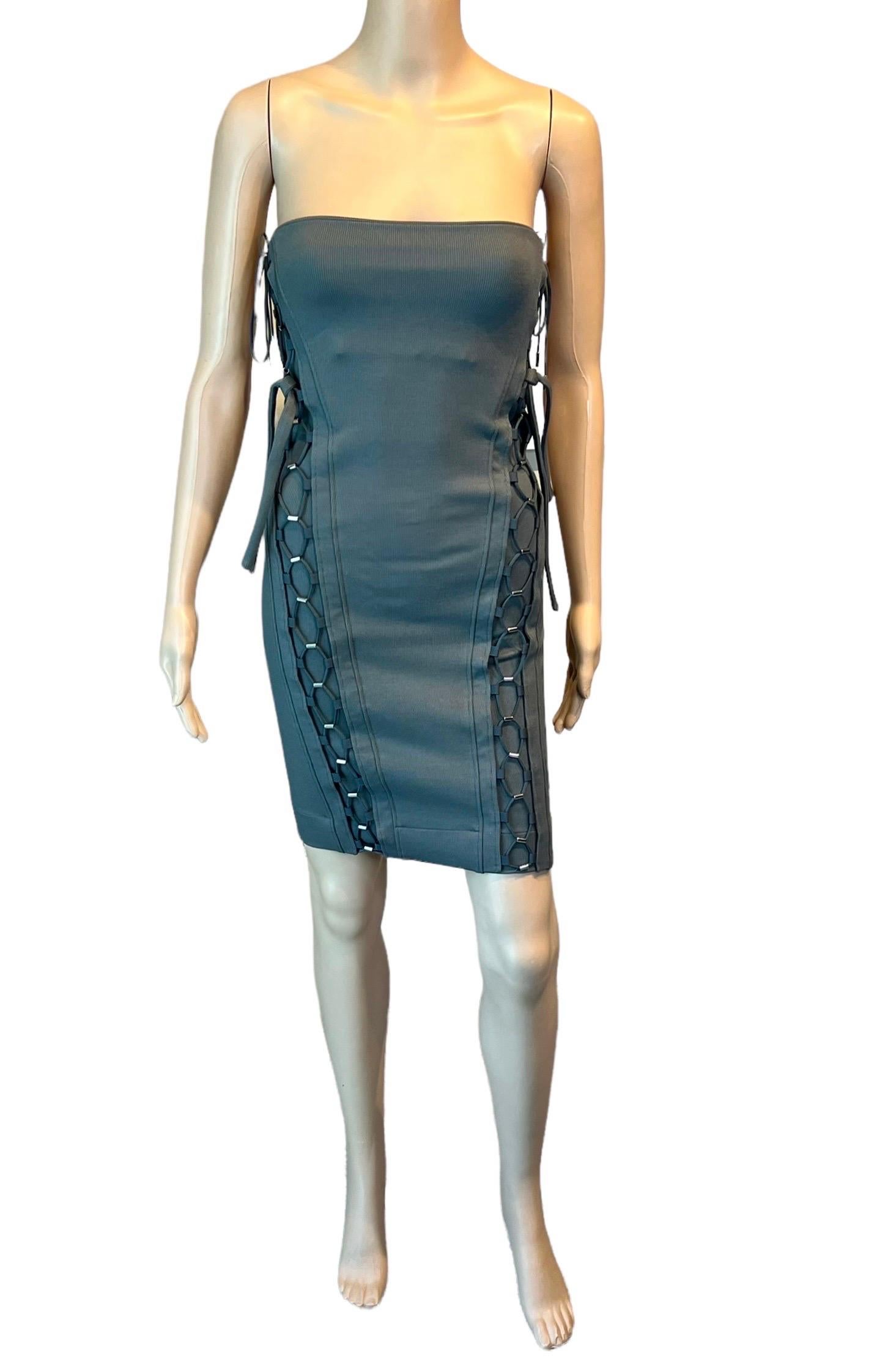 Gucci S/S 2010 Unworn Bodycon Lace Up Bandage Grey Mini Dress In New Condition For Sale In Naples, FL