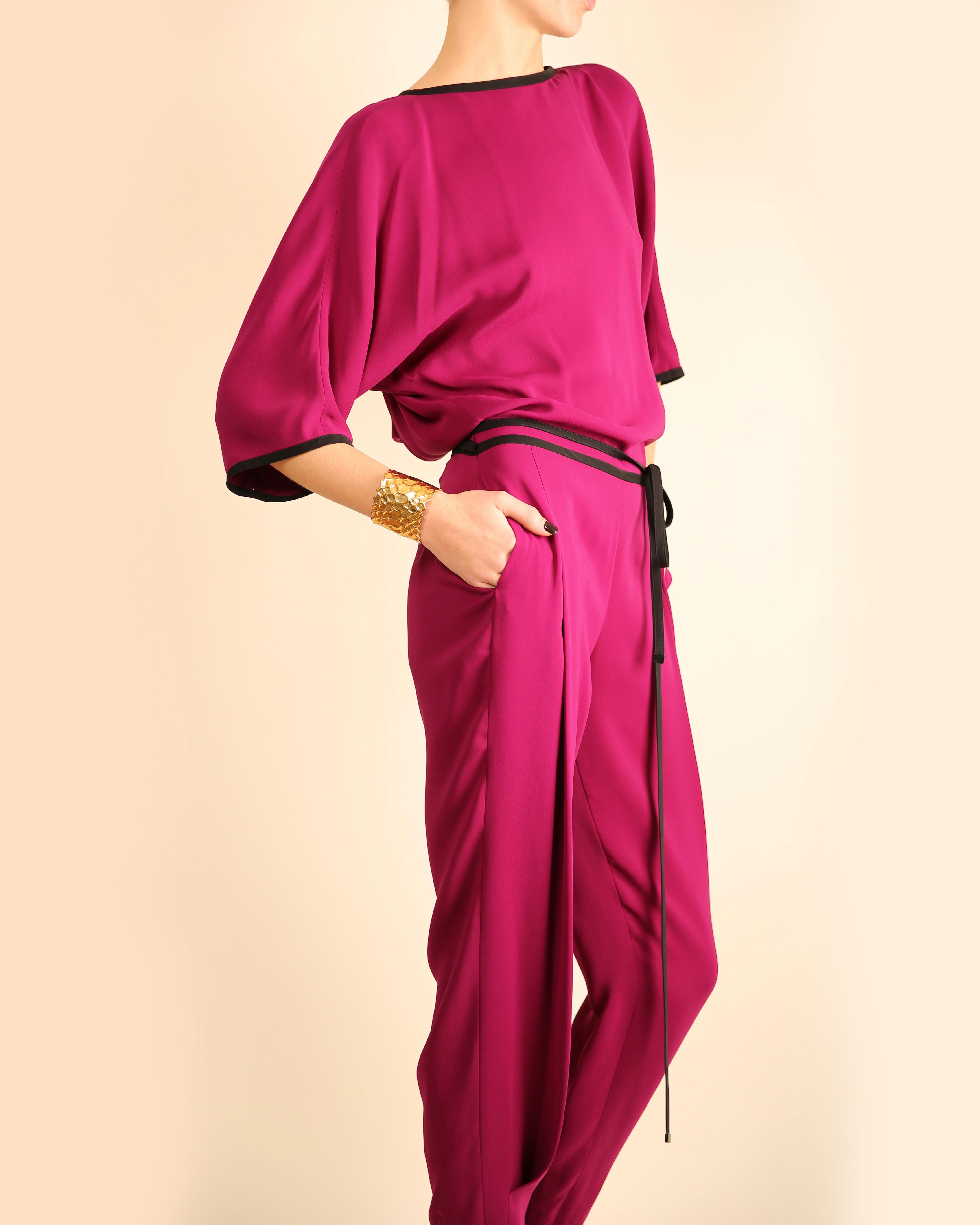 Gucci S/S 2014 silk magenta black backless dolman tapered pant jumpsuit  For Sale 6