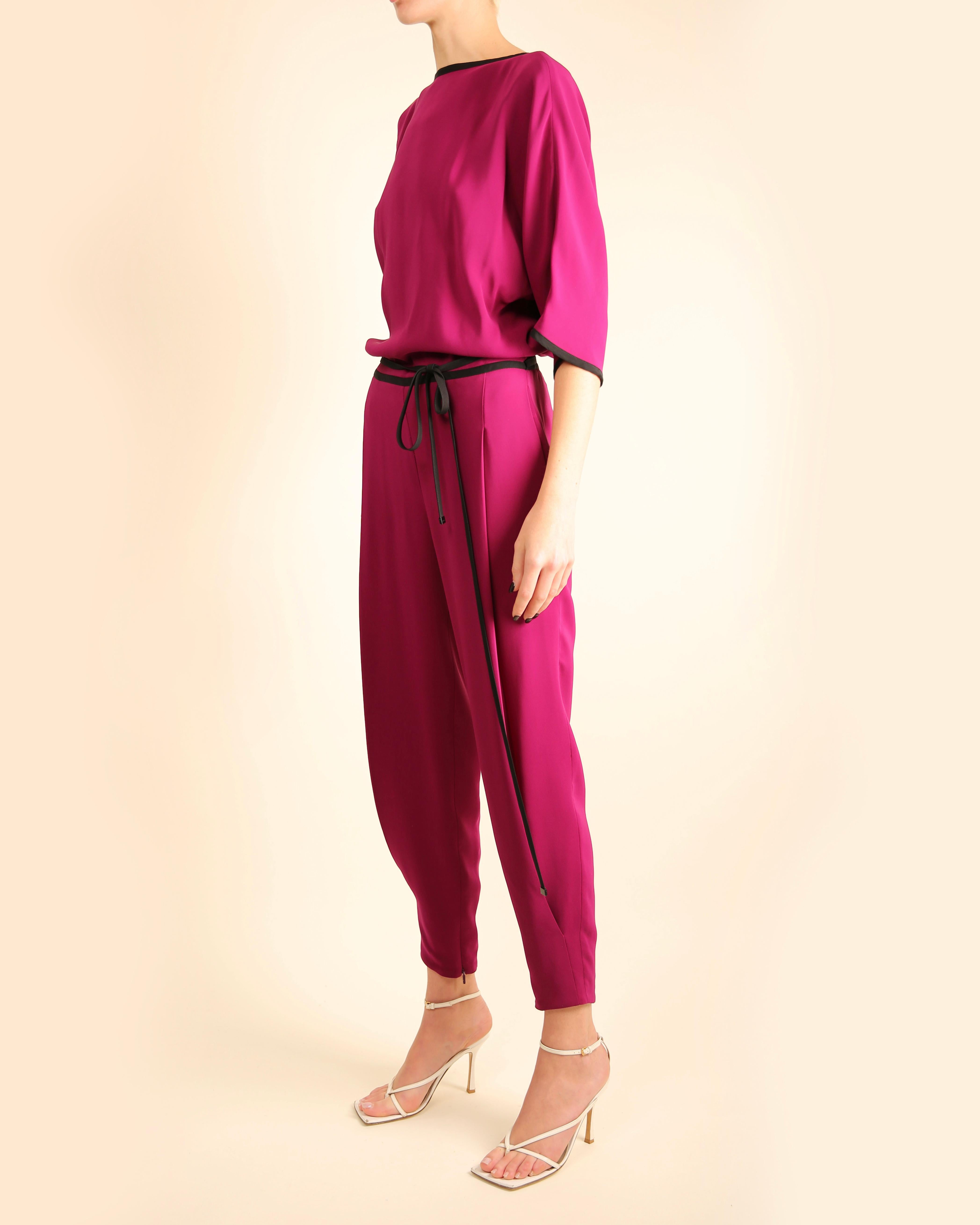 Gucci S/S 2014 silk magenta black backless dolman tapered pant jumpsuit  For Sale 4