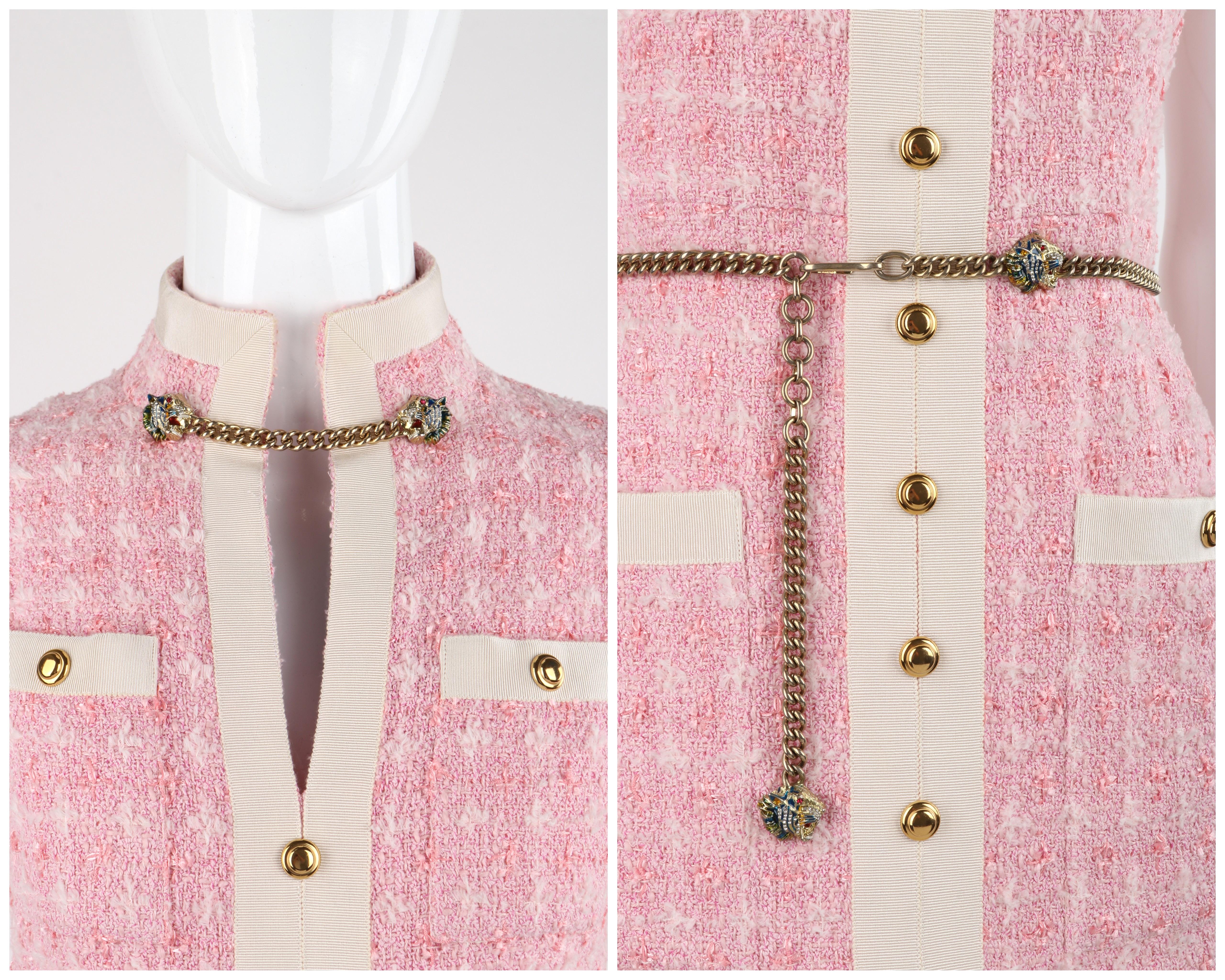 GUCCI S/S 2019 Pink White Gold Boucle Tweed Tiger Chain Belt Sleeveless Dress For Sale 3