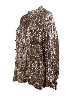 Salone Gucci Alessandro Michele Resort 2023 Look 77 Camicia cheongsam con paillettes oro