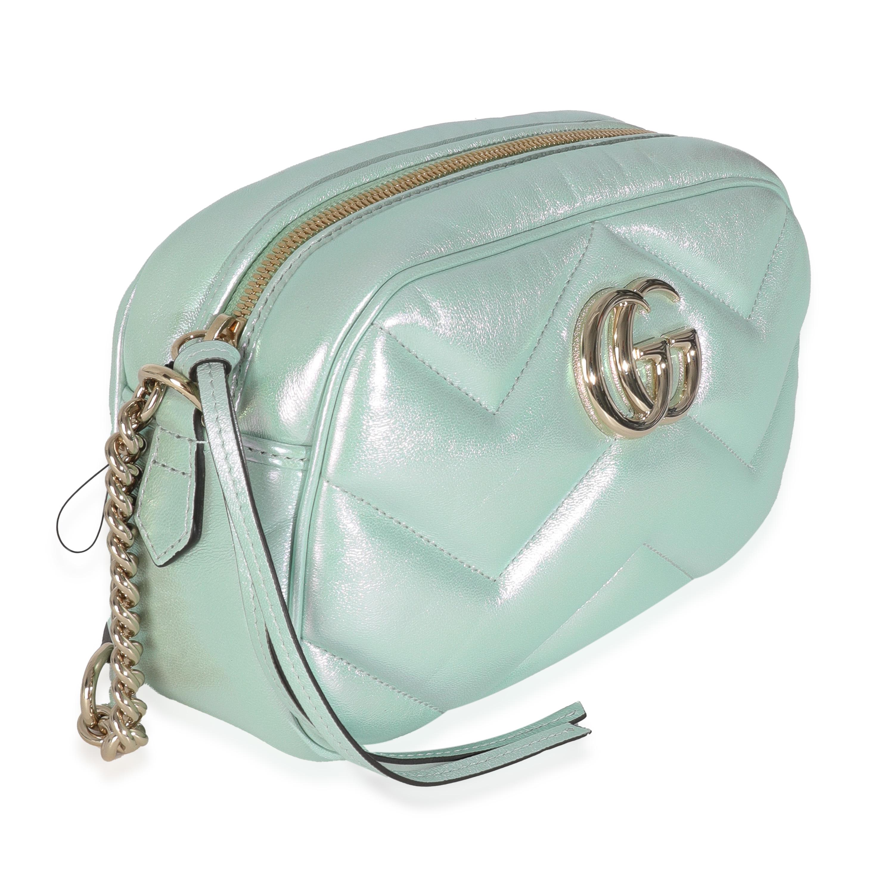 Gucci Vert Iridescent Nappa Chevron Matelasse Small GG Marmont Chain Bag Excellent état - En vente à New York, NY