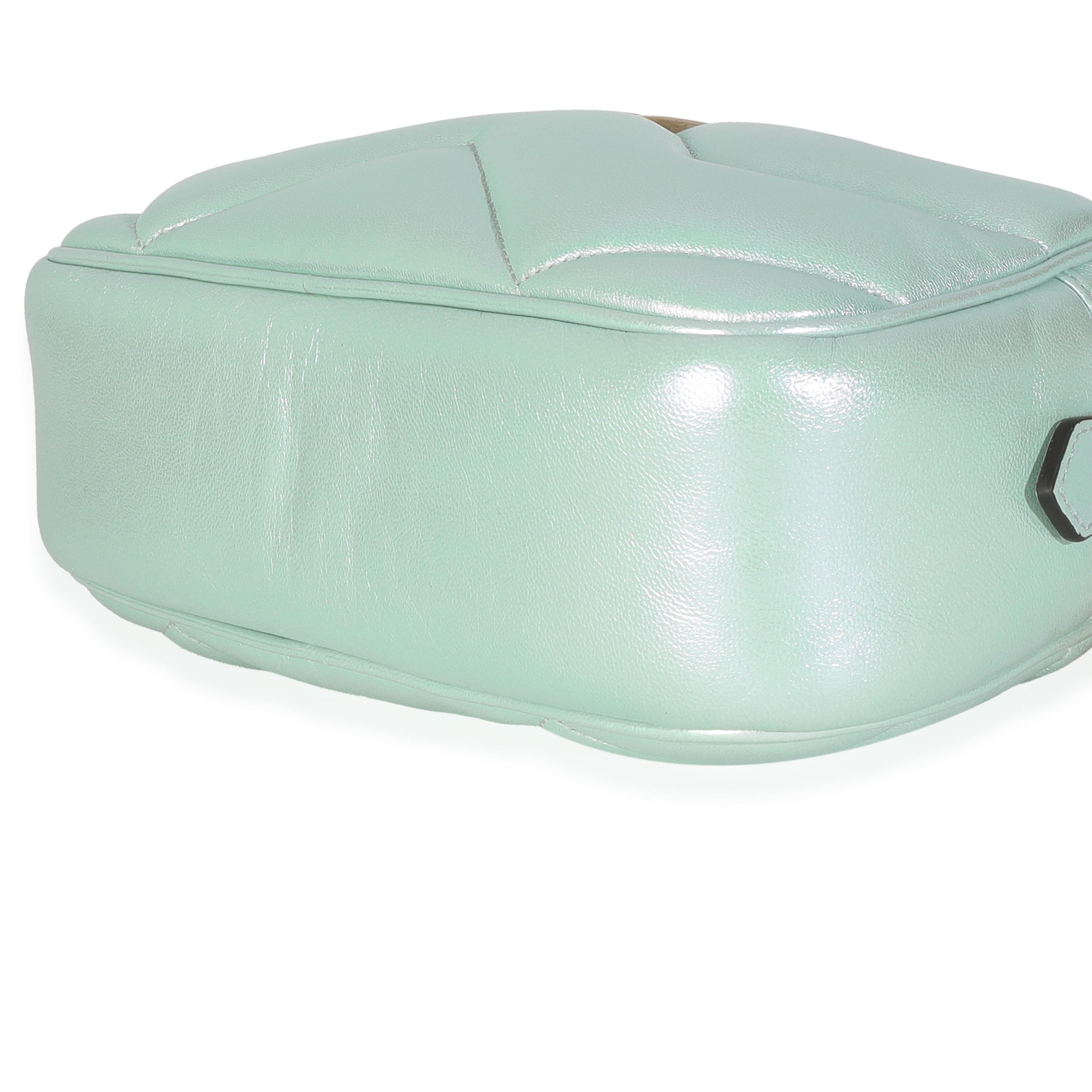 Gucci Vert Iridescent Nappa Chevron Matelasse Small GG Marmont Chain Bag en vente 1