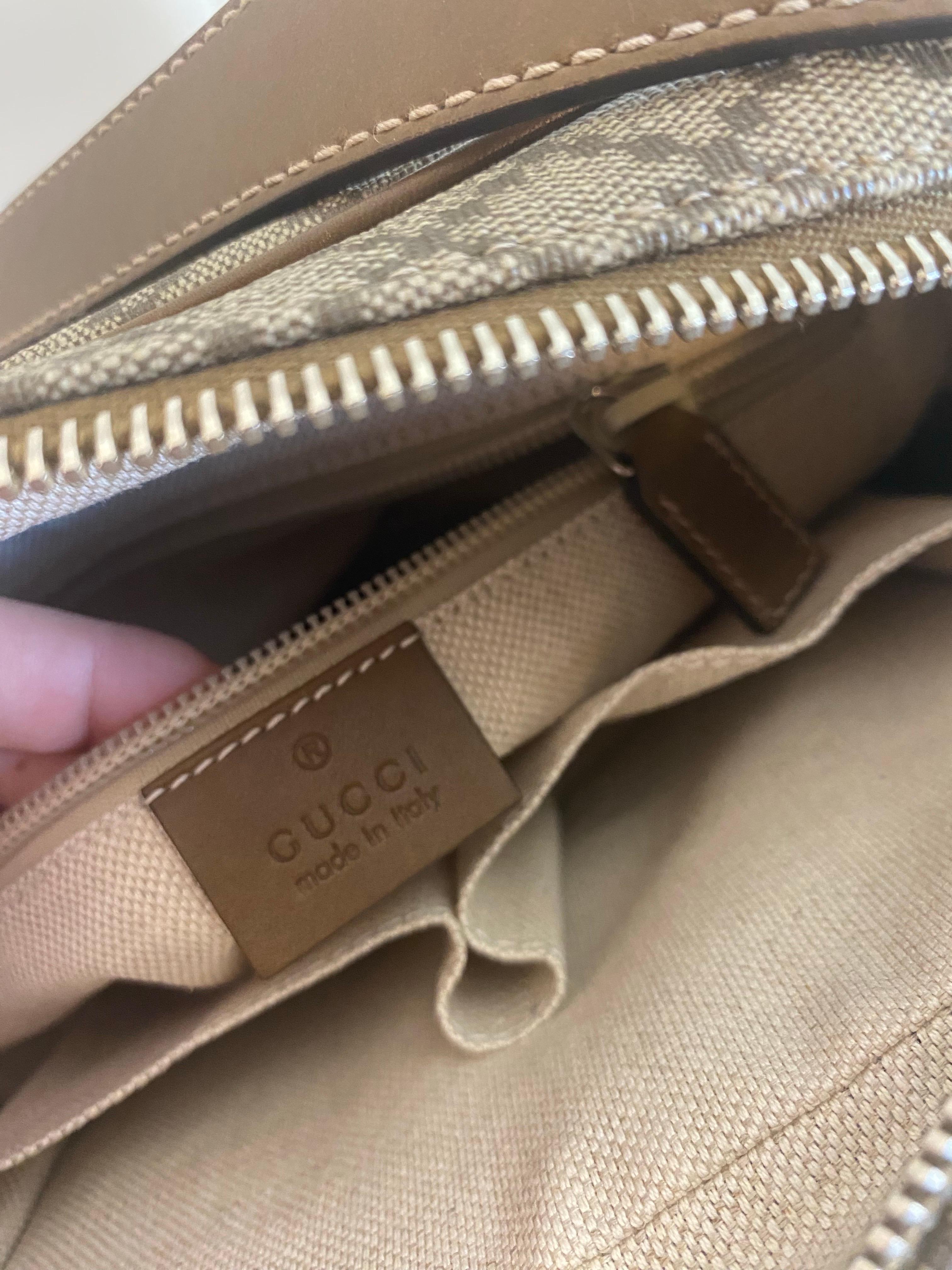 Sac à main Gucci en toile cirée avec motif Diamante de Frida Giannini. en vente 5