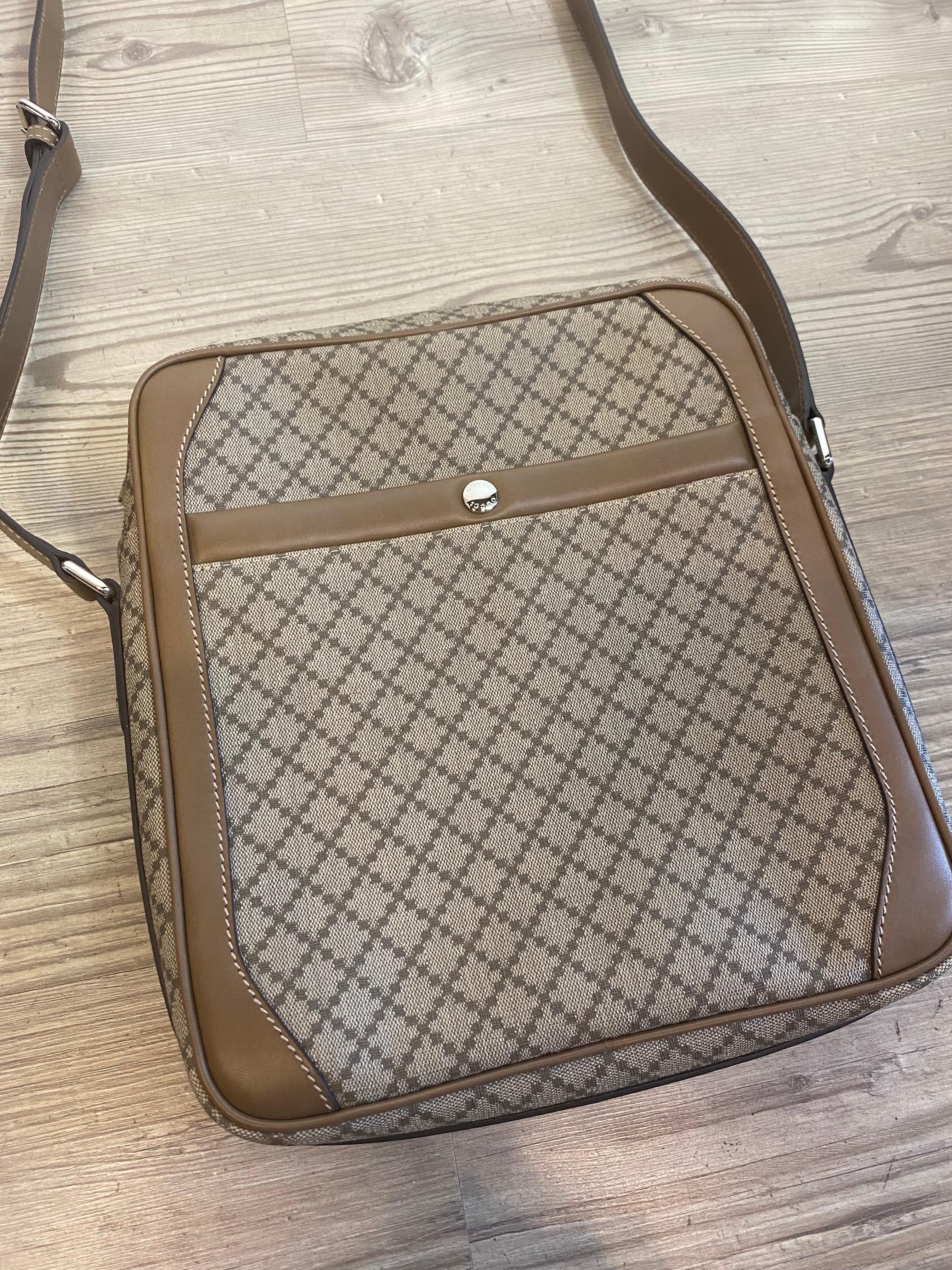 Sac à main Gucci en toile cirée avec motif Diamante de Frida Giannini. Excellent état - En vente à Carnate, IT