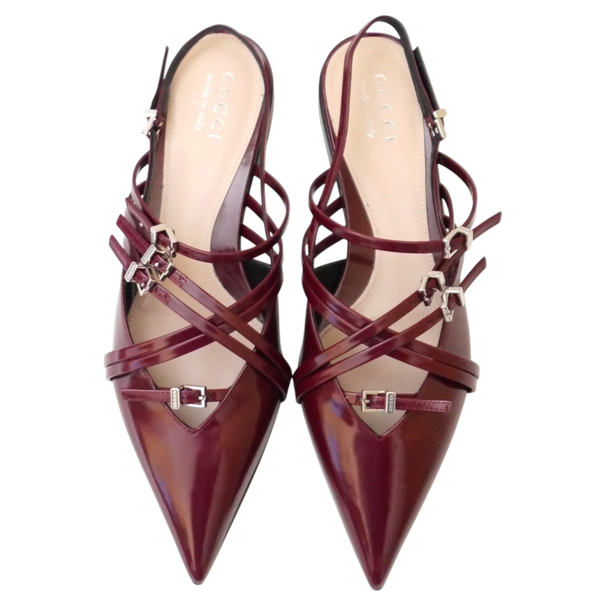 Ballerines Gucci Seraphine à bout pointu et lanières multiples, taille 36,5 en vente