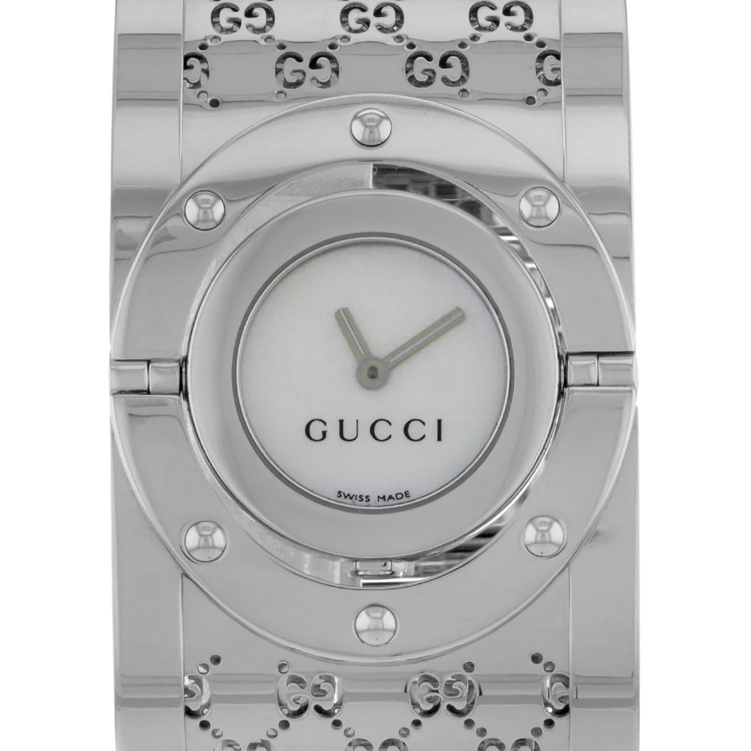 Display model Gucci Series 112 YA112413 Twirl Bangle Style Wide White Dial Ladies Watch. Original Box and Papers are Included. Covered by a 3-year Chronostore Warranty. 
Details:
Brand Gucci 
Department Women
Model Number YA112413
Country/Region of
