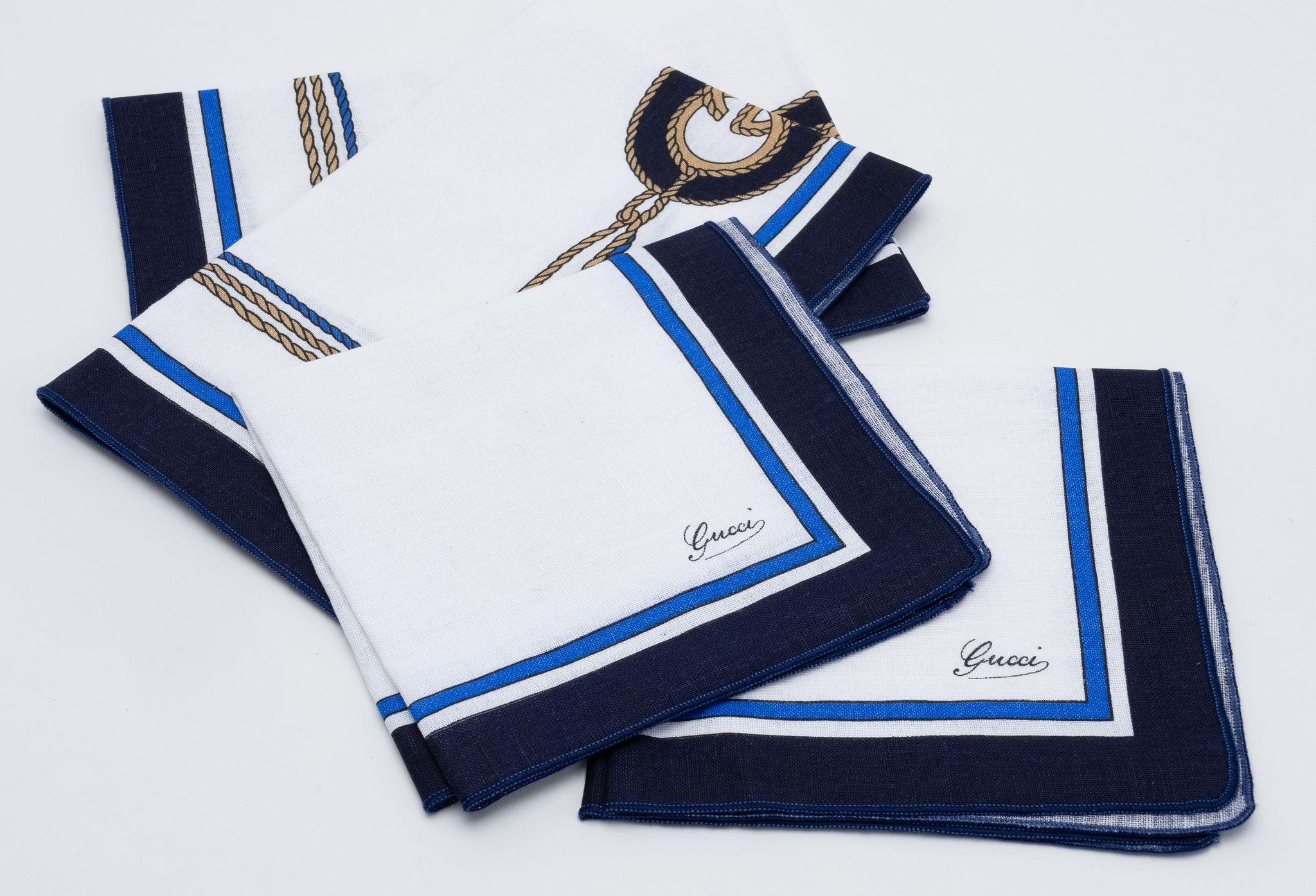 Gucci Set of two Nautical Breakfast Table set white and blue. 2 placemats and 2 napkins.
50% Cotton and 50% Linen. Mint condition. 
Made in Italy.
Placemat 20