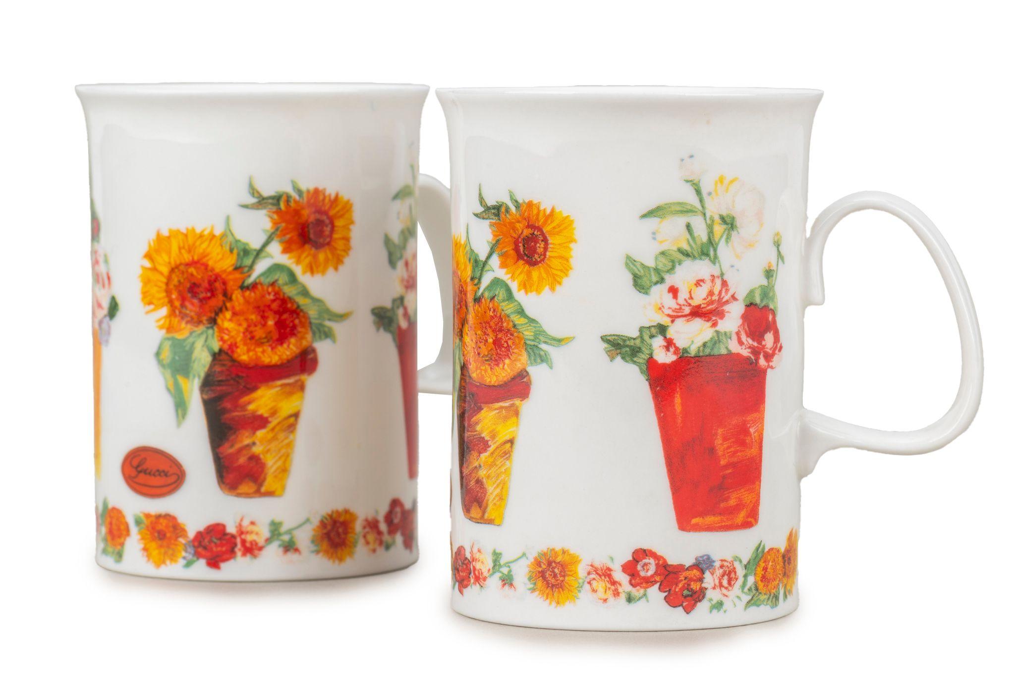 Beige Gucci Set/2 Porcelain Flower Vase Teacup For Sale