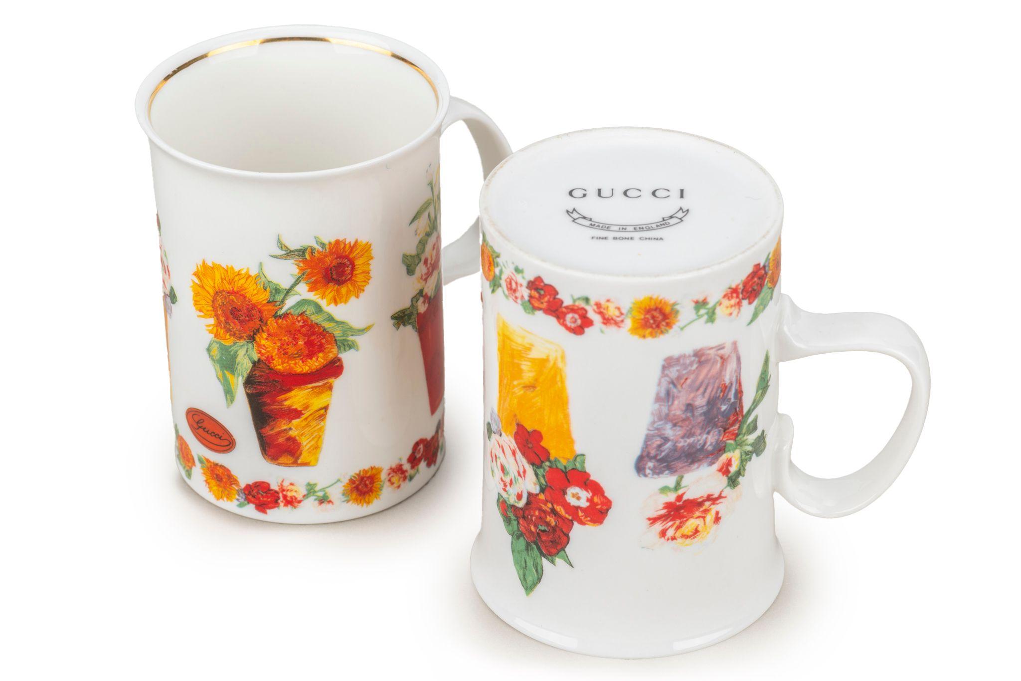Gucci Set/2 Porcelain Flower Vase Teacup In Excellent Condition For Sale In West Hollywood, CA
